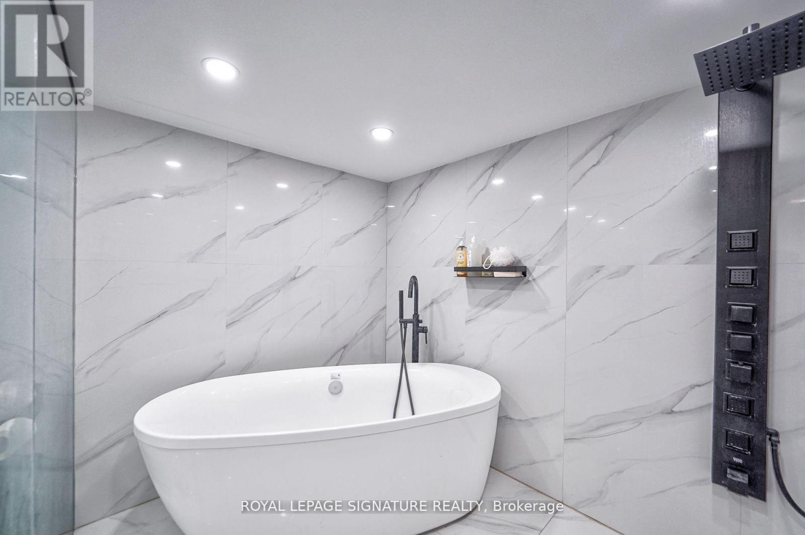 












424 8TH CONCESSION ROAD E

,
Hamilton,




Ontario
L0P1B0

