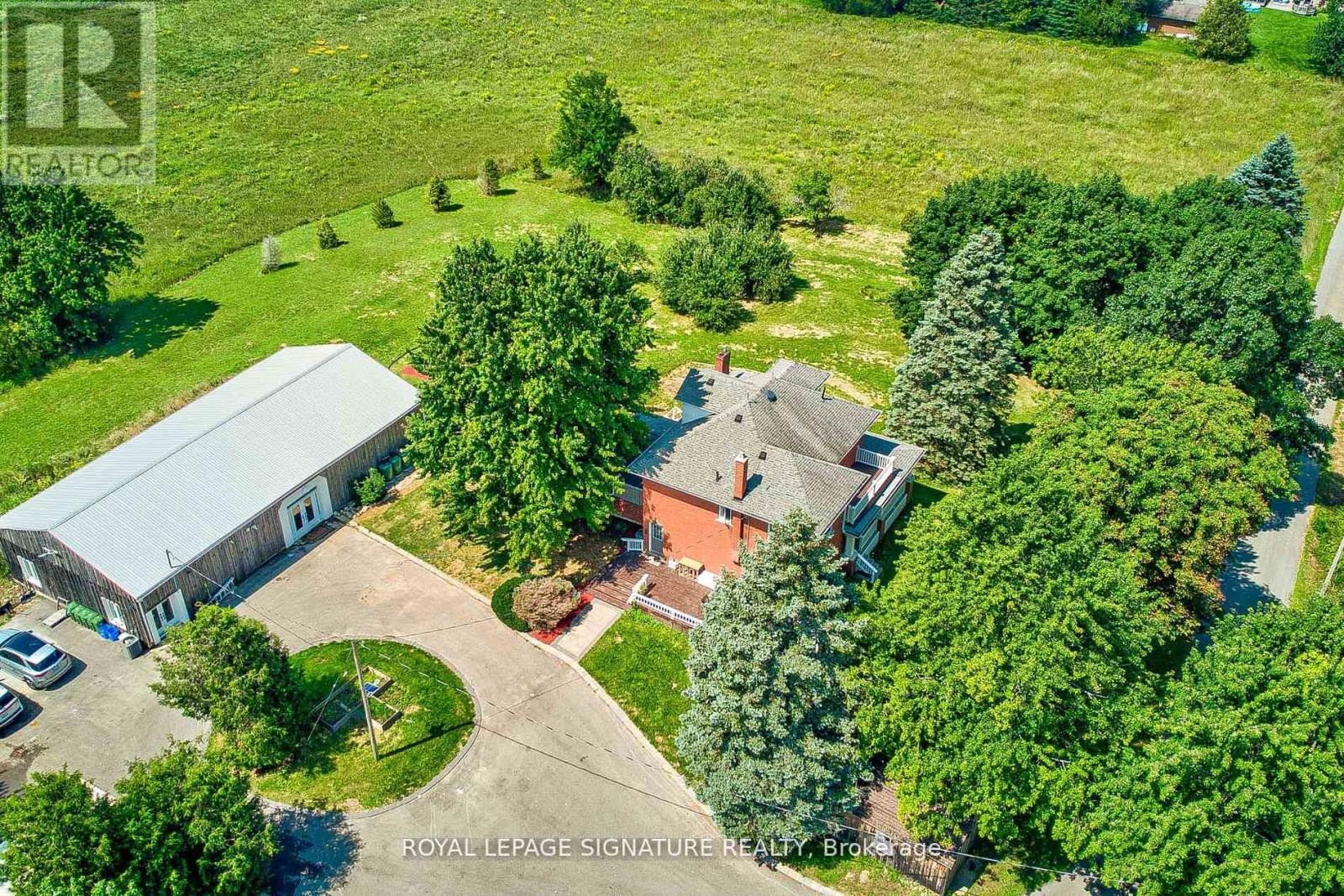 












424 8TH CONCESSION ROAD E

,
Hamilton,




Ontario
L0P1B0

