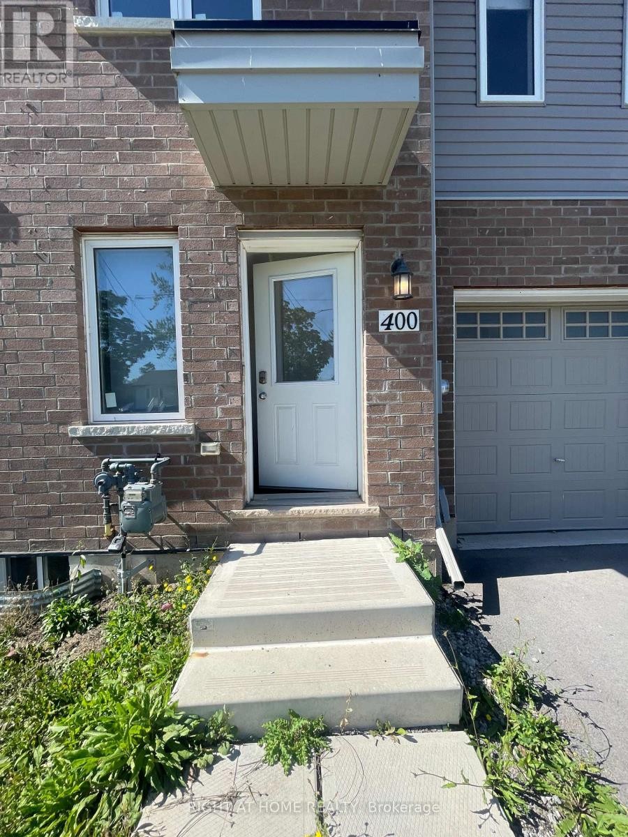 












400 ALBERTA STREET

,
Welland (Lincoln/Crowland),




Ontario
L3B0K5

