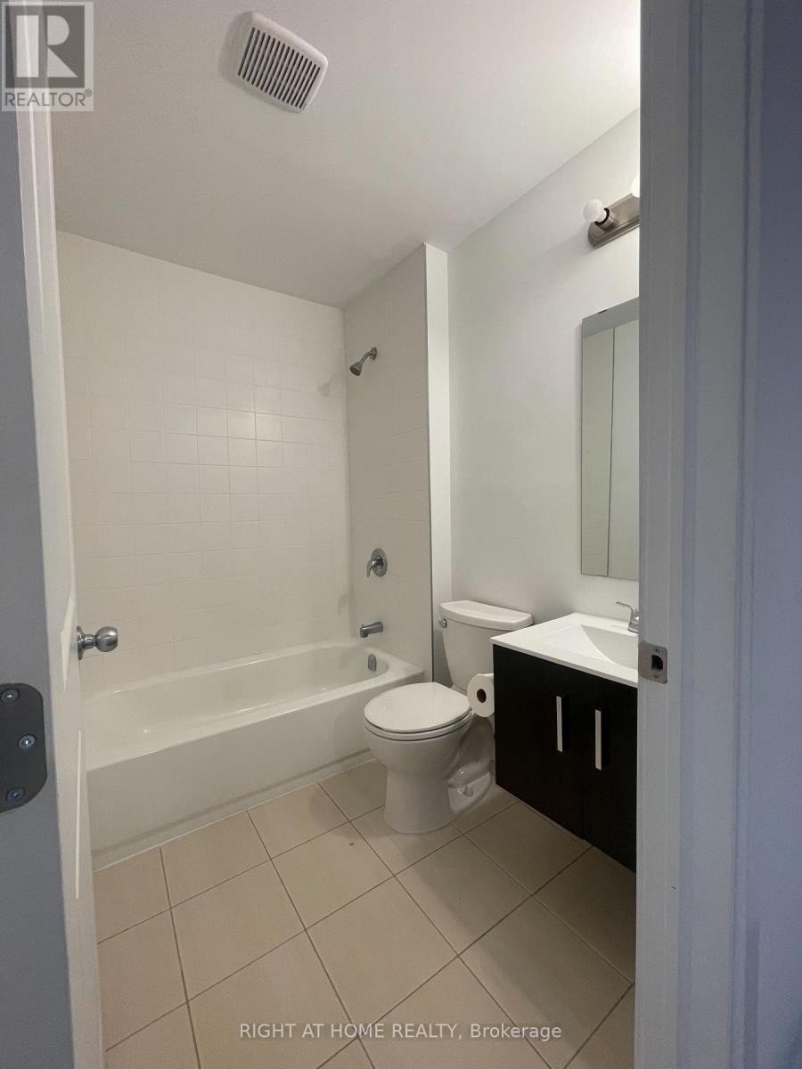 












400 ALBERTA STREET

,
Welland (Lincoln/Crowland),




Ontario
L3B0K5


