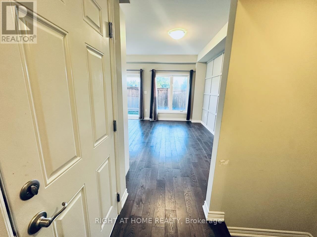 












69 - 377 GLANCASTER ROAD

,
Hamilton (Villages of Glancaster),




Ontario
L9G0G4

