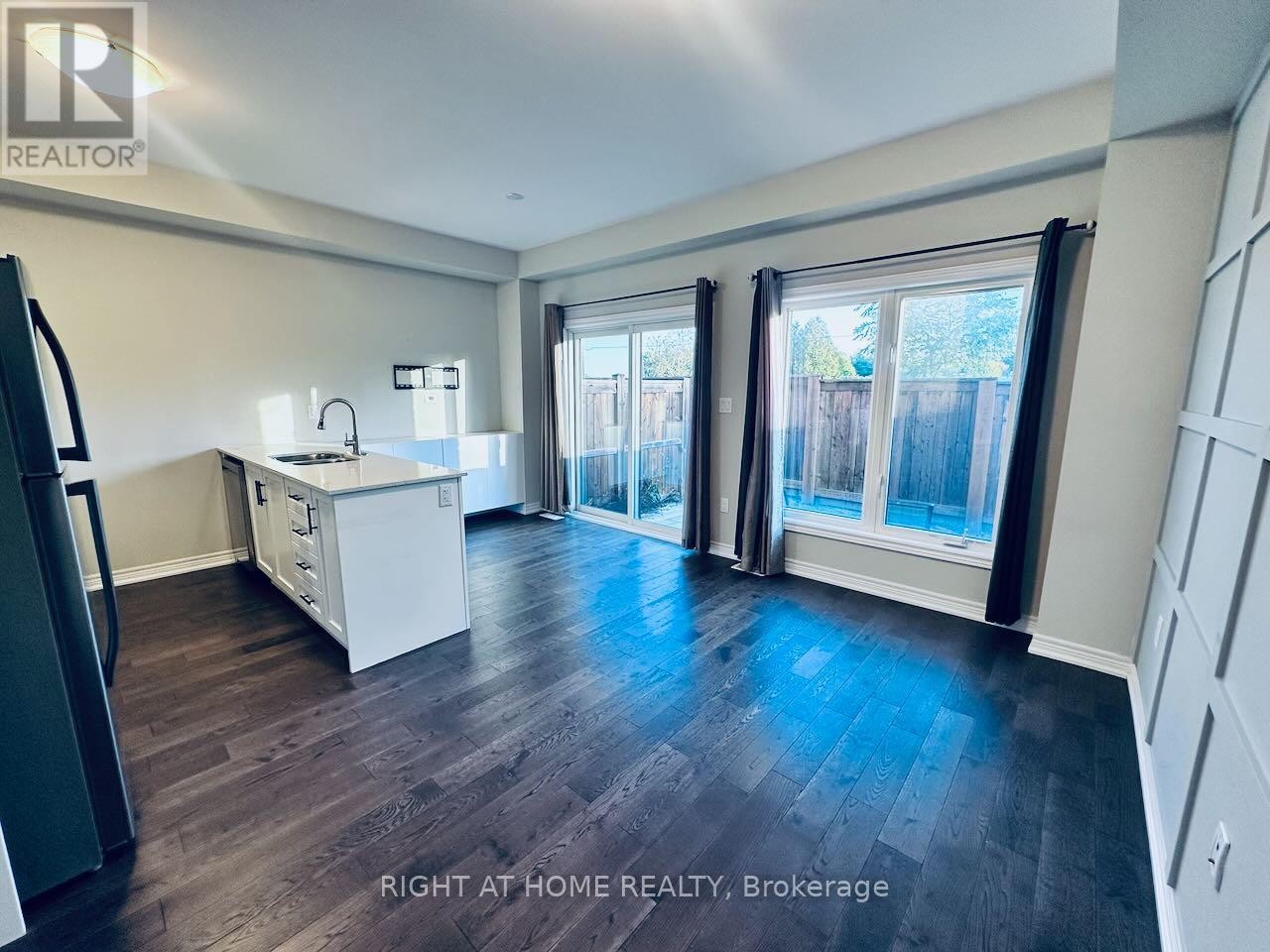 












69 - 377 GLANCASTER ROAD

,
Hamilton (Villages of Glancaster),




Ontario
L9G0G4

