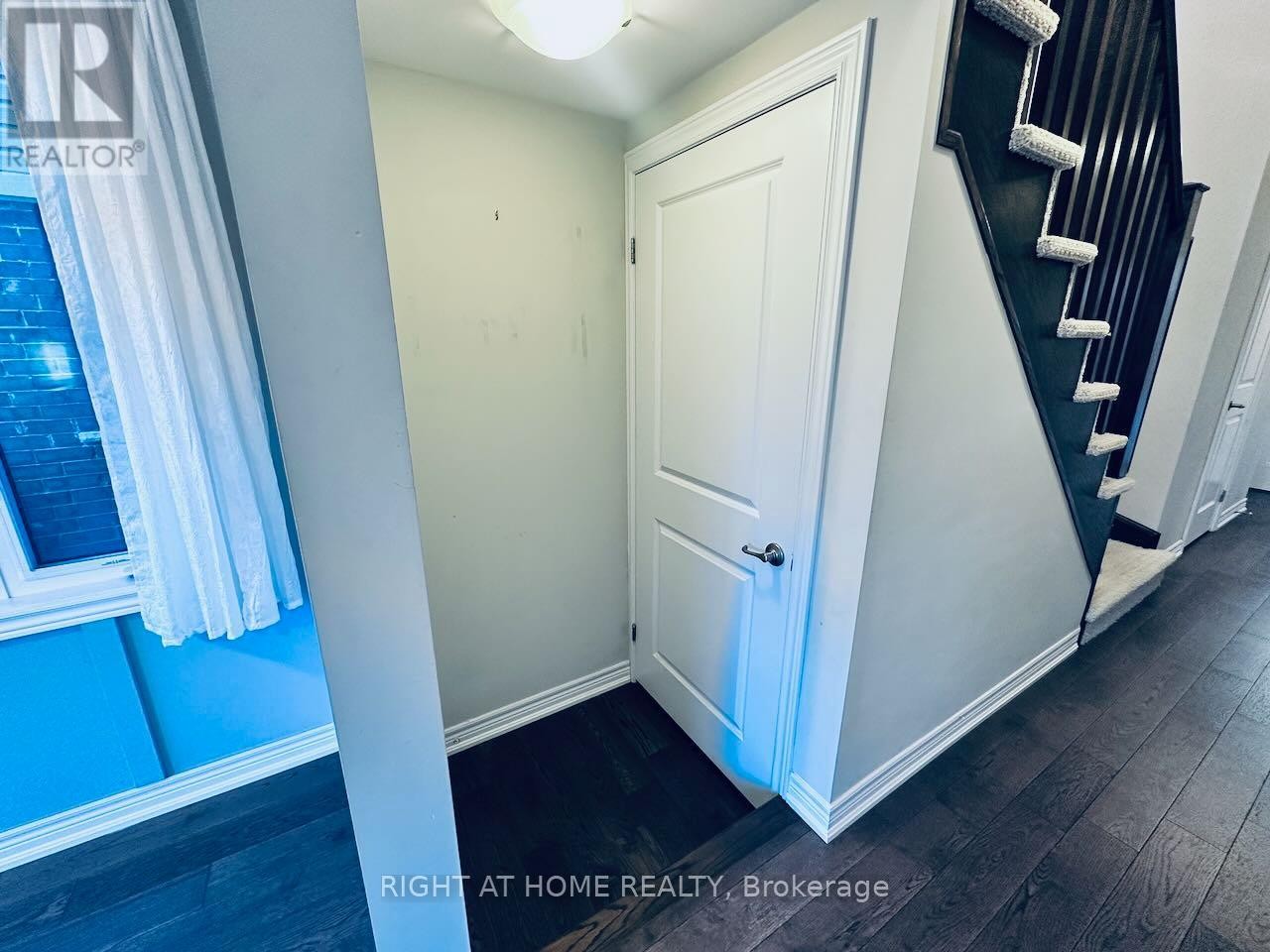 












69 - 377 GLANCASTER ROAD

,
Hamilton (Villages of Glancaster),




Ontario
L9G0G4

