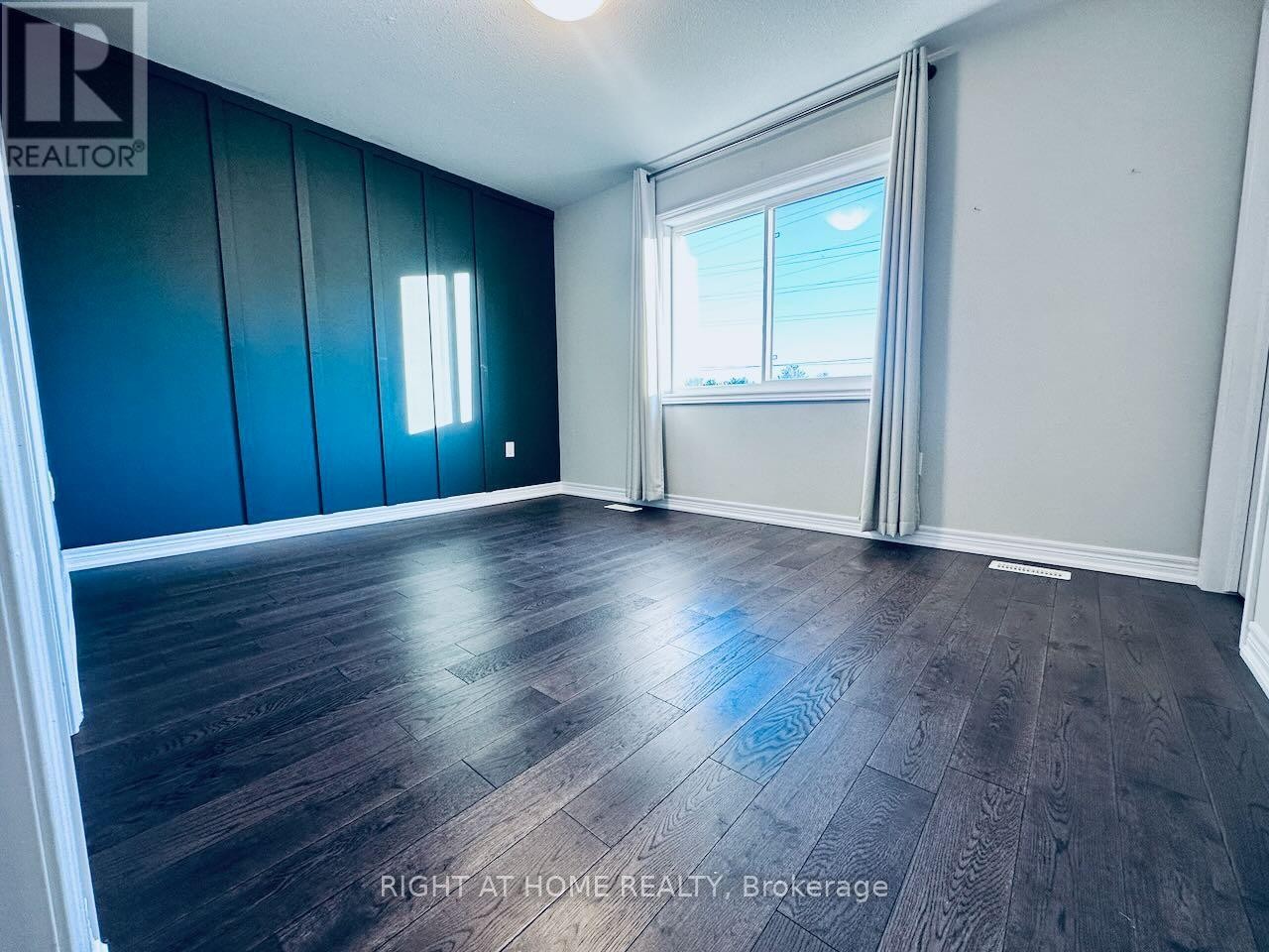 












69 - 377 GLANCASTER ROAD

,
Hamilton (Villages of Glancaster),




Ontario
L9G0G4

