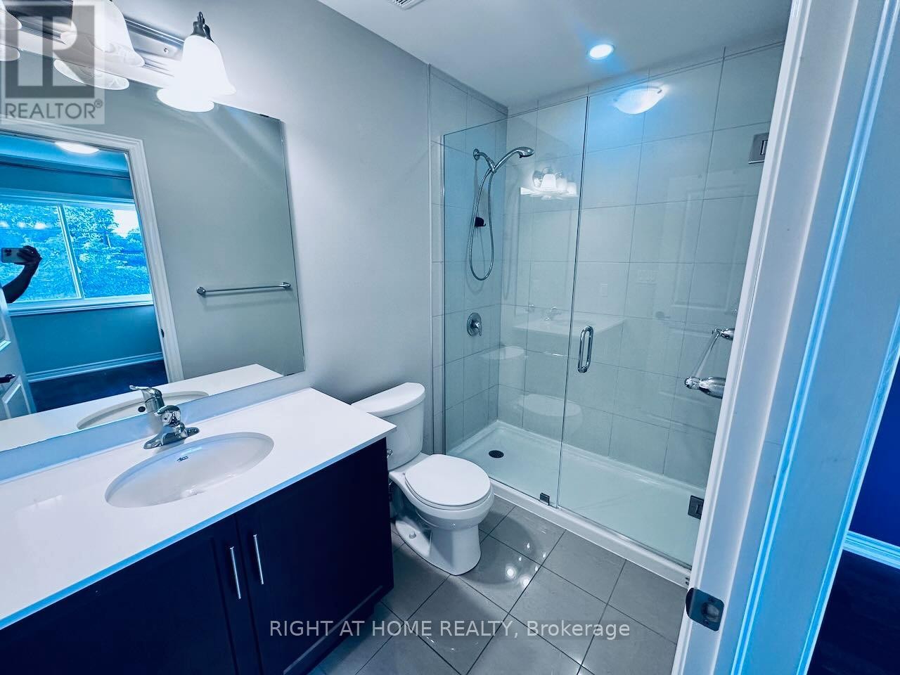 












69 - 377 GLANCASTER ROAD

,
Hamilton (Villages of Glancaster),




Ontario
L9G0G4

