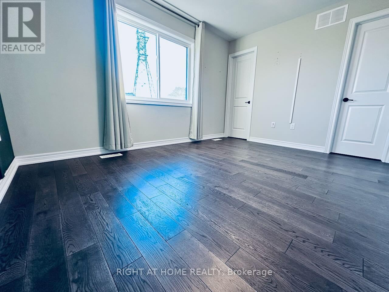 












69 - 377 GLANCASTER ROAD

,
Hamilton (Villages of Glancaster),




Ontario
L9G0G4

