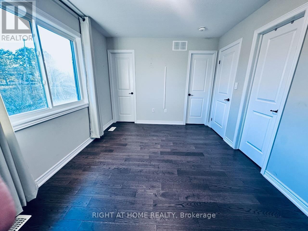 












69 - 377 GLANCASTER ROAD

,
Hamilton (Villages of Glancaster),




Ontario
L9G0G4

