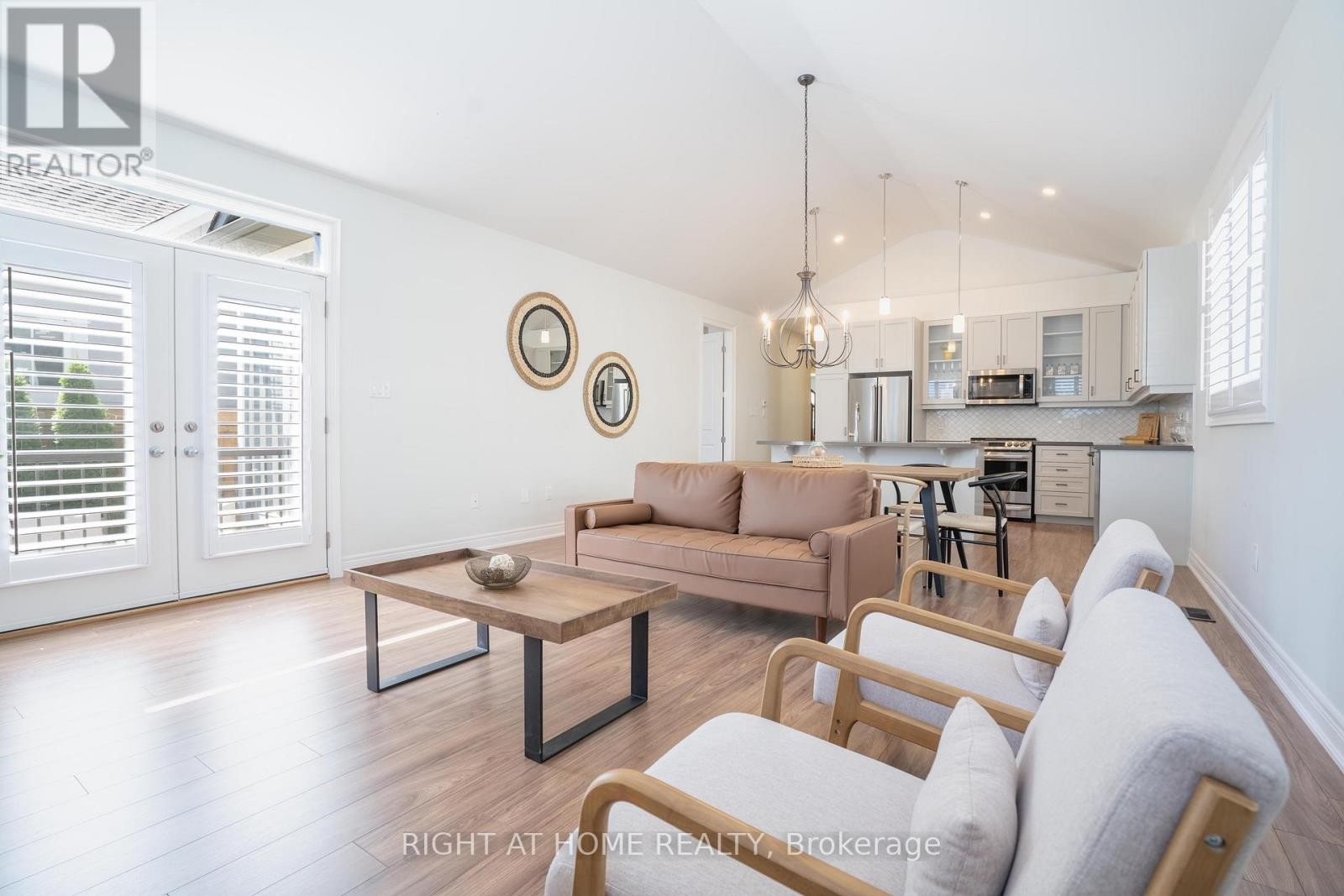 












9 ANNMARIE DRIVE

,
Niagara-on-the-Lake (Virgil),




Ontario
L0S1J0

