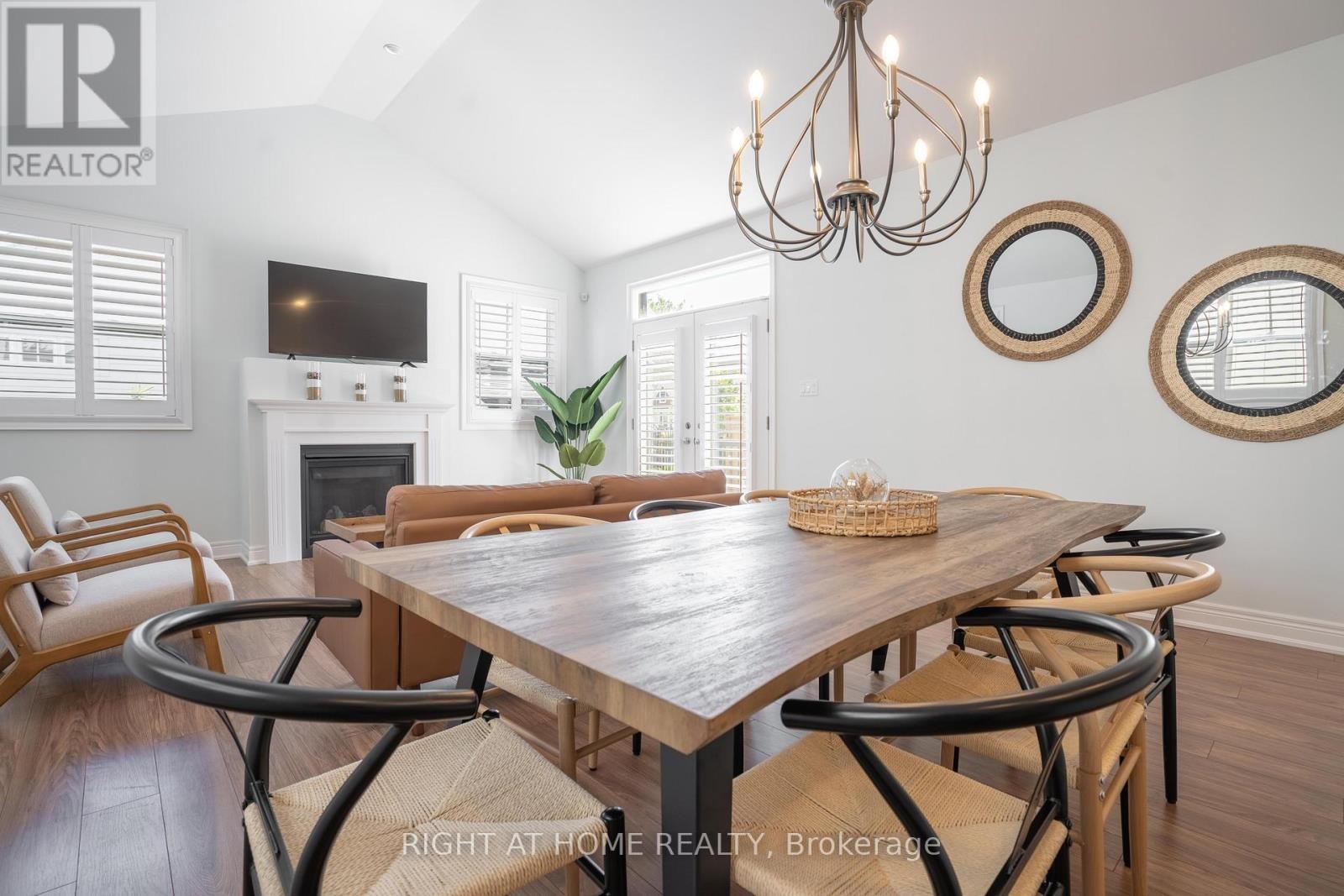 












9 ANNMARIE DRIVE

,
Niagara-on-the-Lake (Virgil),




Ontario
L0S1J0


