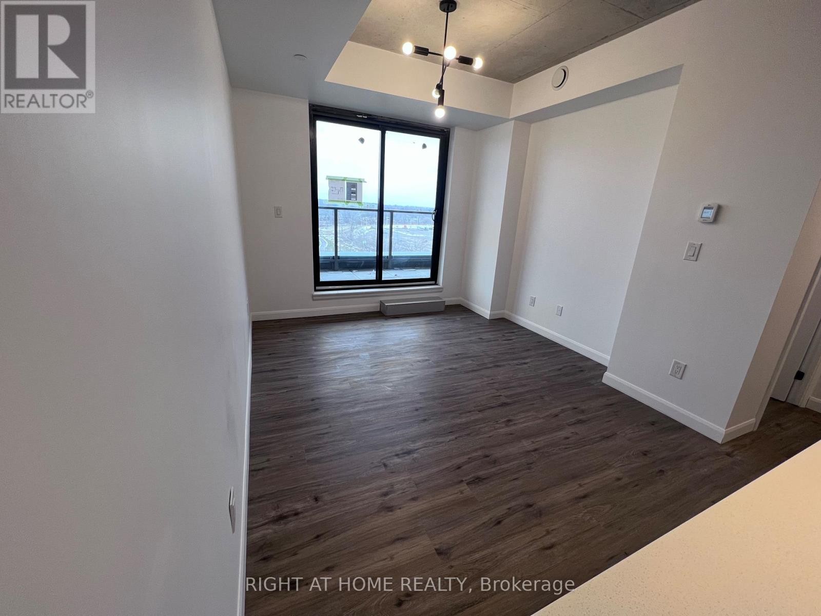 












711 - 7 ERIE AVENUE

,
Brantford,




Ontario
N3S0K5

