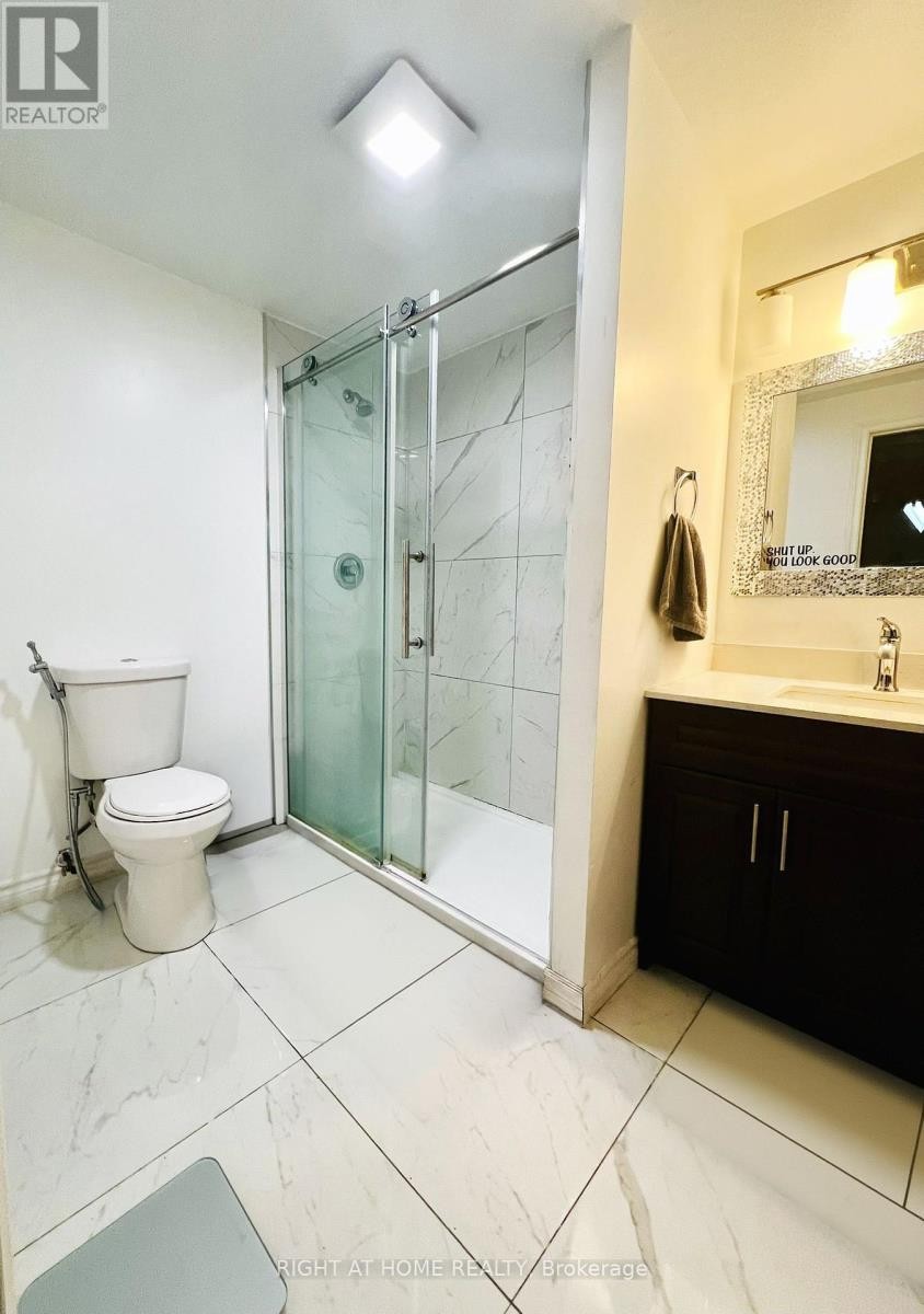 












146 ST AUGUSTINE DRIVE

,
St. Catharines (Secord Woods),




Ontario
L2P3W1

