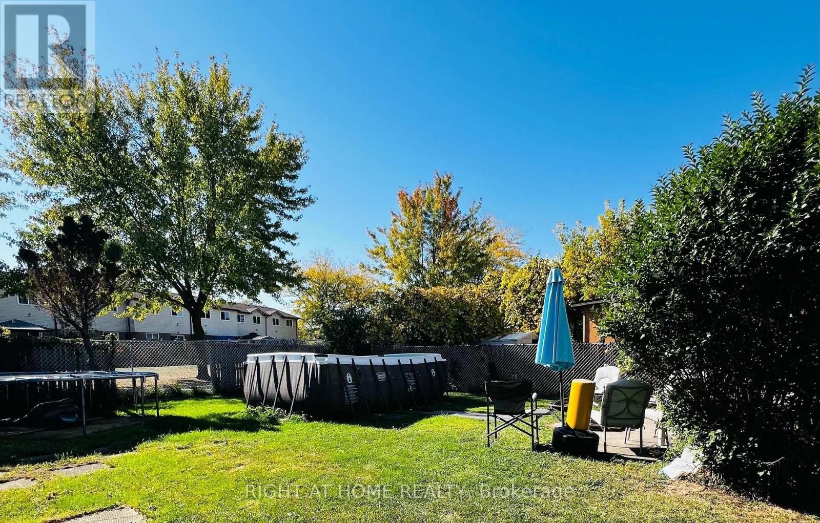 












146 ST AUGUSTINE DRIVE

,
St. Catharines (Secord Woods),




Ontario
L2P3W1

