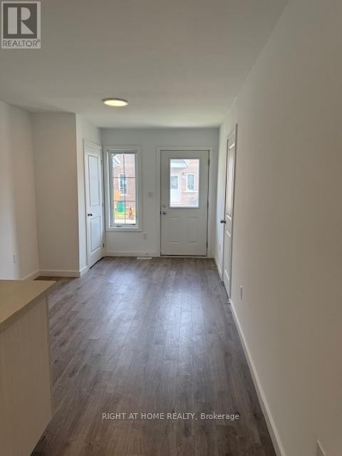 












32 WATERLEAF TRAIL

,
Welland (Broadway),




Ontario
L3C0H6

