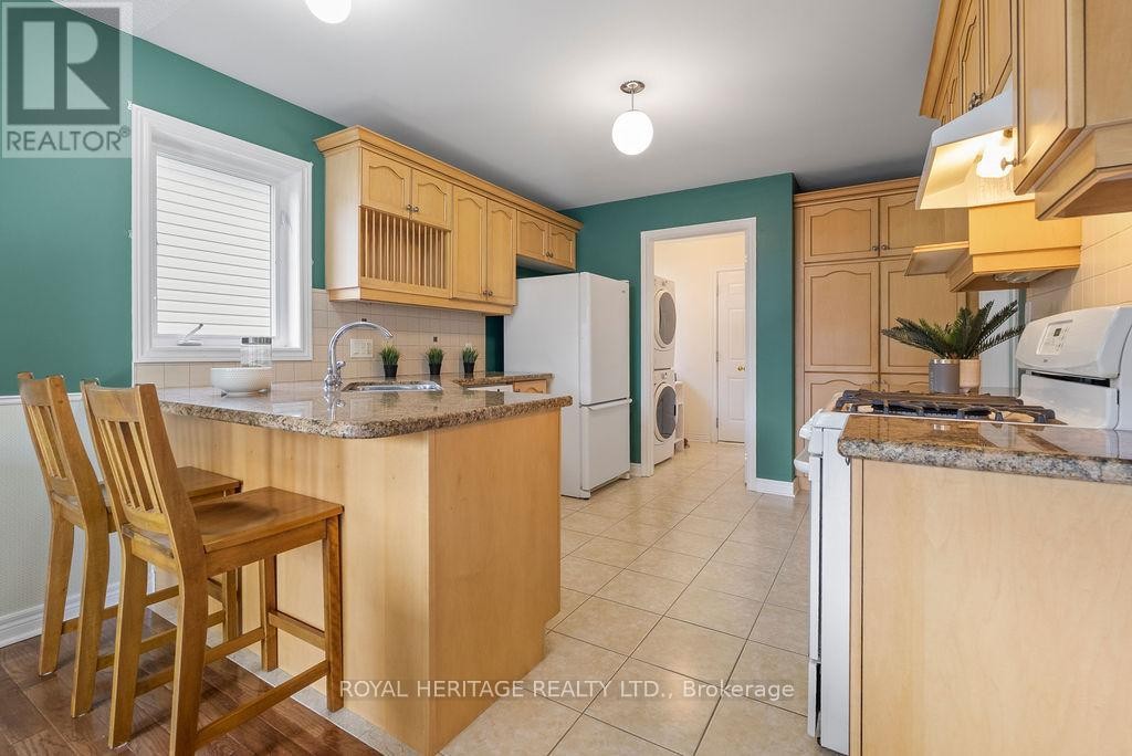 












19 THRUSHWOOD TRAIL

,
Kawartha Lakes (Lindsay),




Ontario
K9V0B1

