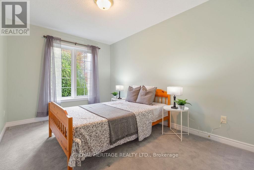 












19 THRUSHWOOD TRAIL

,
Kawartha Lakes (Lindsay),




Ontario
K9V0B1

