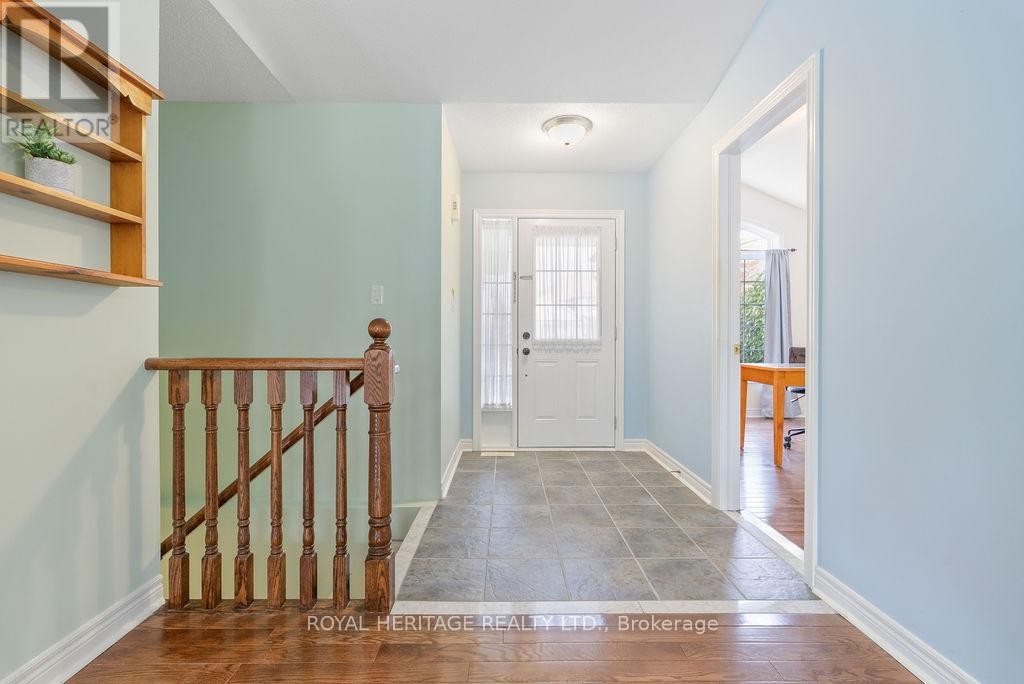 












19 THRUSHWOOD TRAIL

,
Kawartha Lakes (Lindsay),




Ontario
K9V0B1

