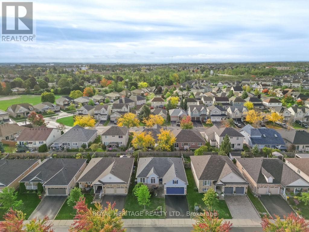 












19 THRUSHWOOD TRAIL

,
Kawartha Lakes (Lindsay),




Ontario
K9V0B1

