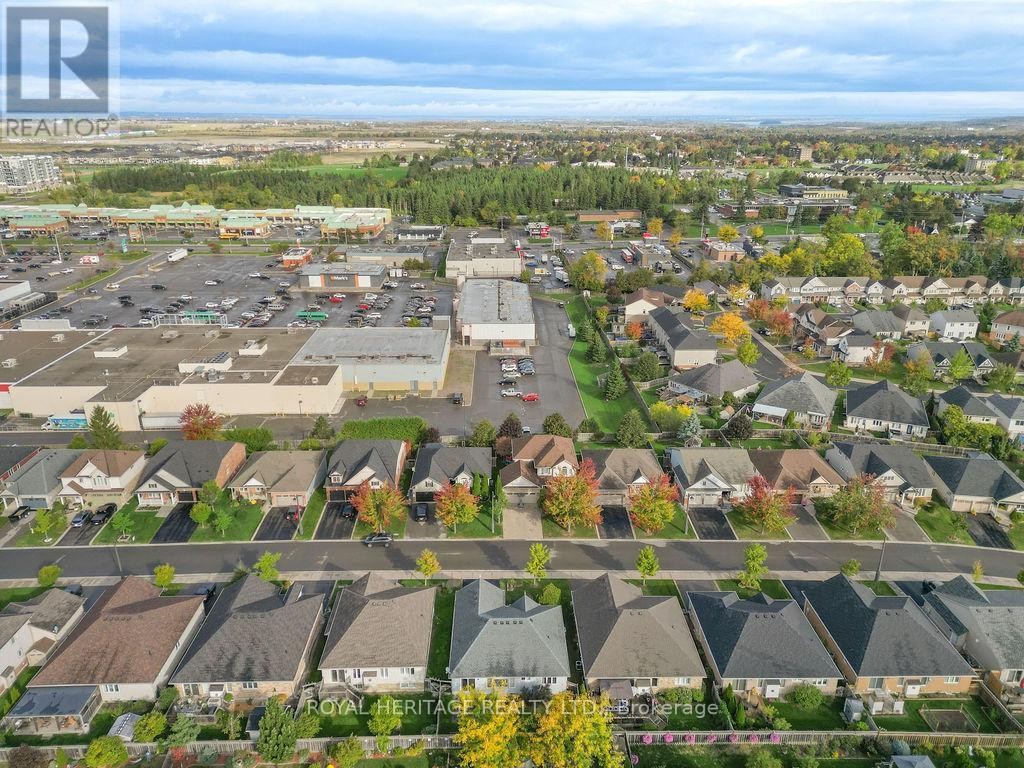 












19 THRUSHWOOD TRAIL

,
Kawartha Lakes (Lindsay),




Ontario
K9V0B1

