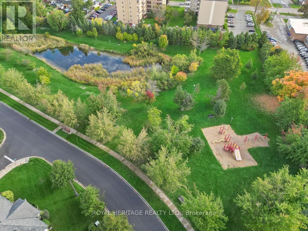 












19 THRUSHWOOD TRAIL

,
Kawartha Lakes (Lindsay),




Ontario
K9V0B1

