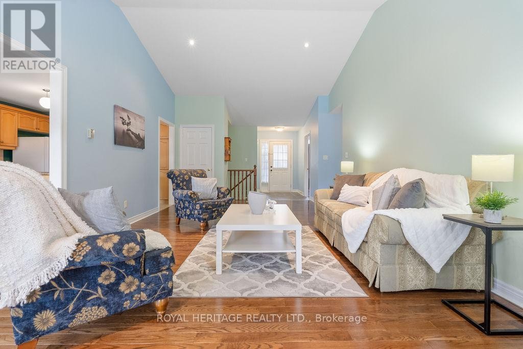 












19 THRUSHWOOD TRAIL

,
Kawartha Lakes (Lindsay),




Ontario
K9V0B1

