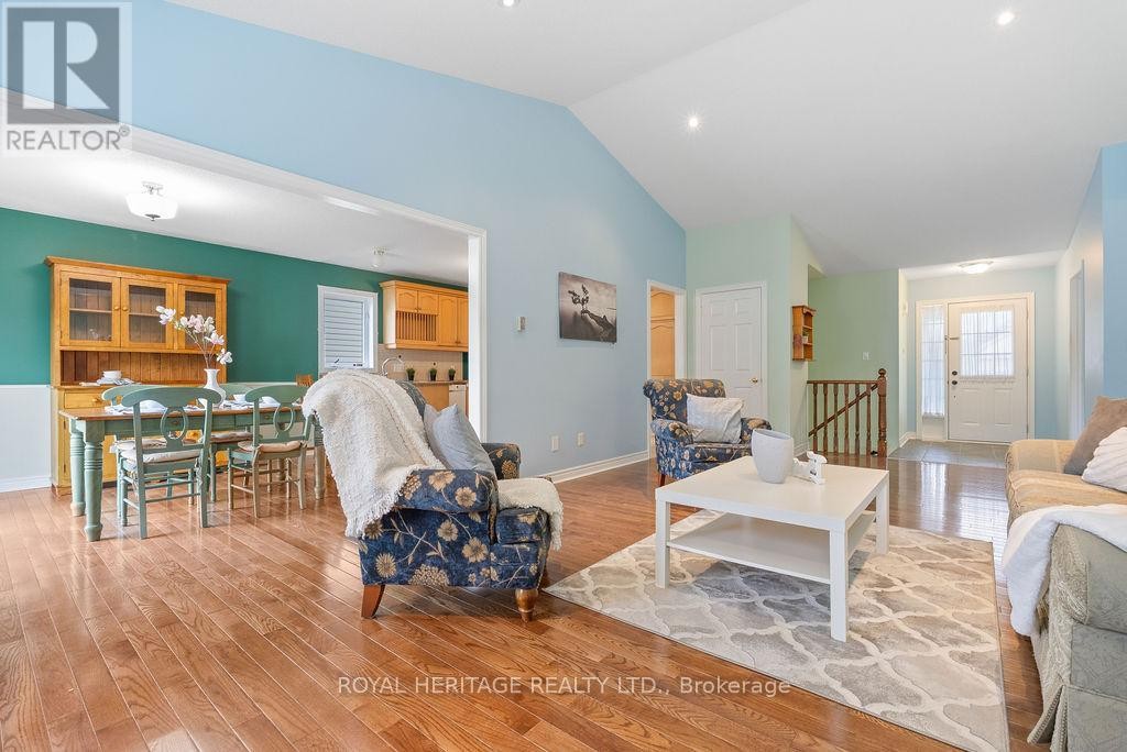 












19 THRUSHWOOD TRAIL

,
Kawartha Lakes (Lindsay),




Ontario
K9V0B1

