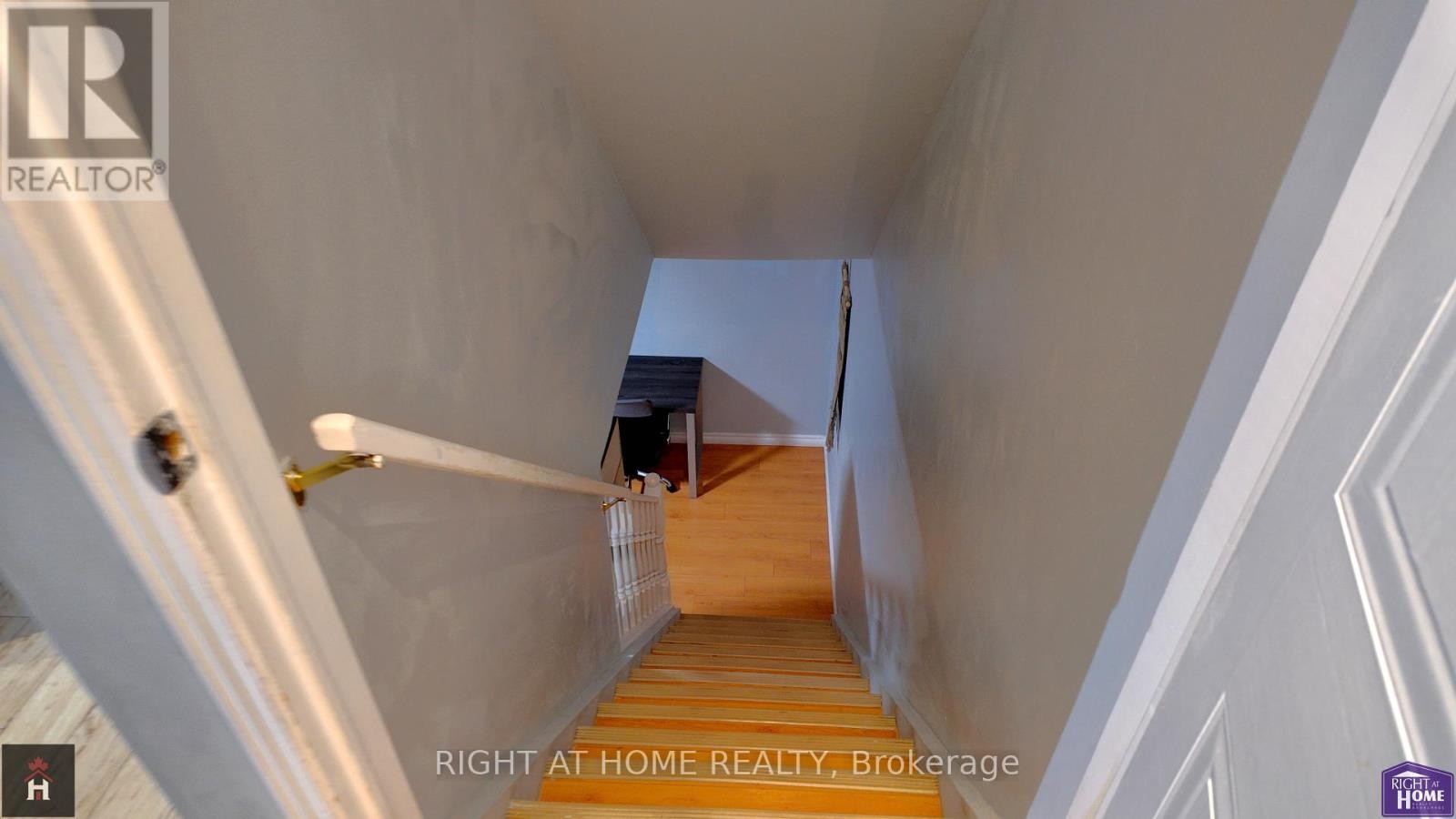 












68 - 1095 JALNA BOULEVARD

,
London South (South X),




Ontario
N6E2Y7

