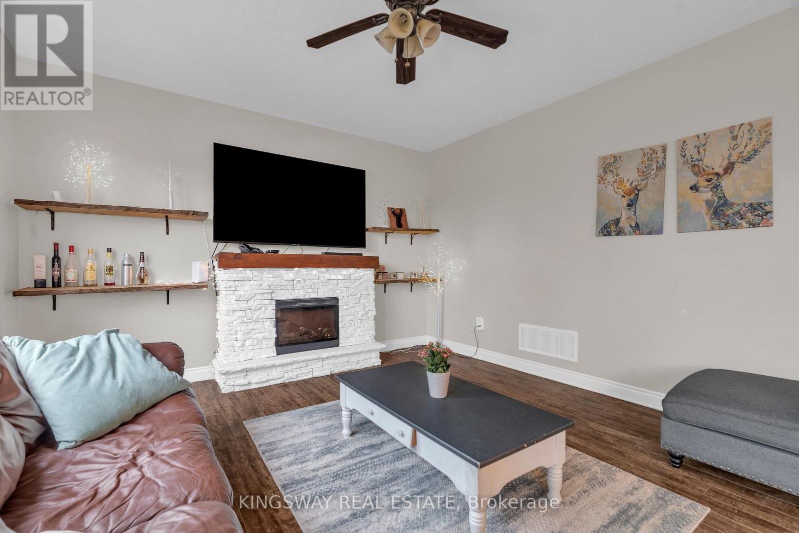 












75 CHASE CRESCENT

,
Cambridge,




Ontario
N3C0B3

