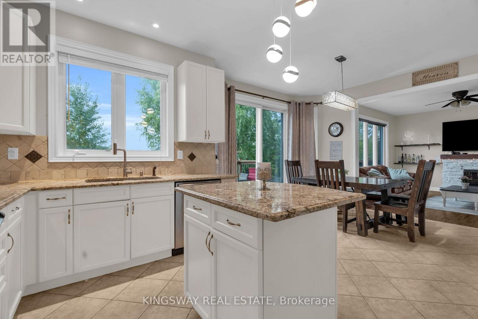 












75 CHASE CRESCENT

,
Cambridge,




Ontario
N3C0B3

