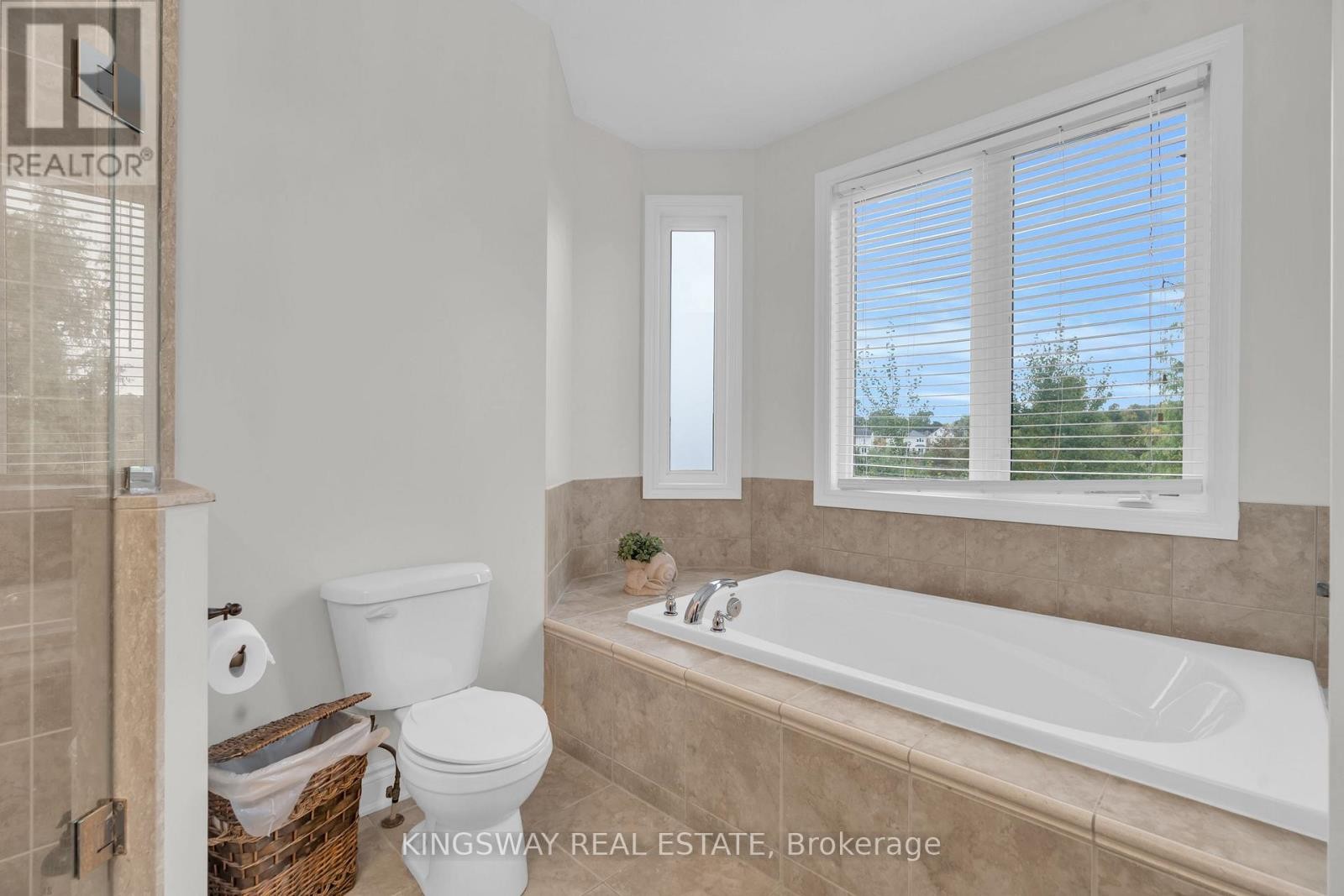 












75 CHASE CRESCENT

,
Cambridge,




Ontario
N3C0B3

