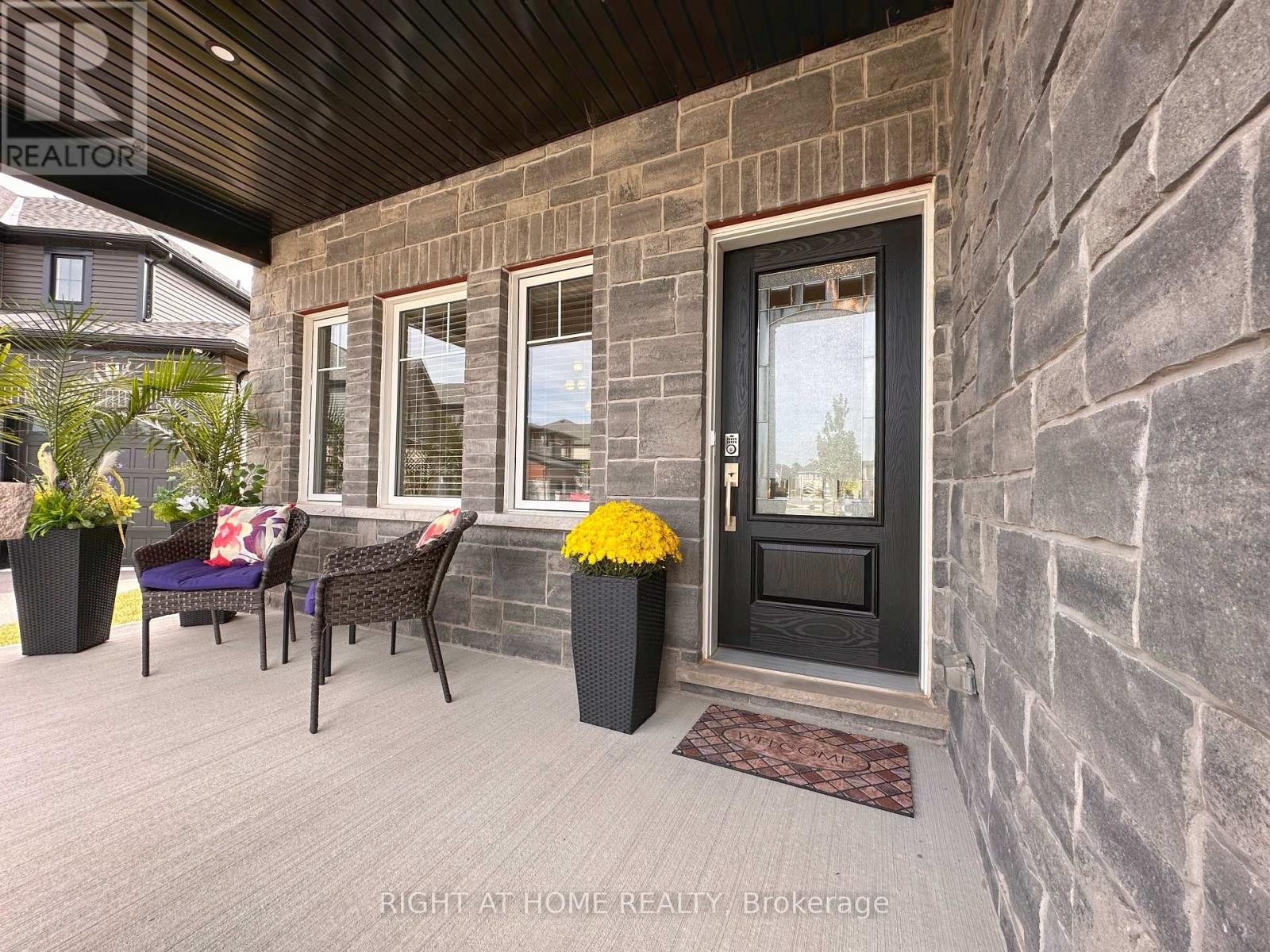 












3628 ALLEN TRAIL

,
Fort Erie (Ridgeway),




Ontario
L0S1N0

