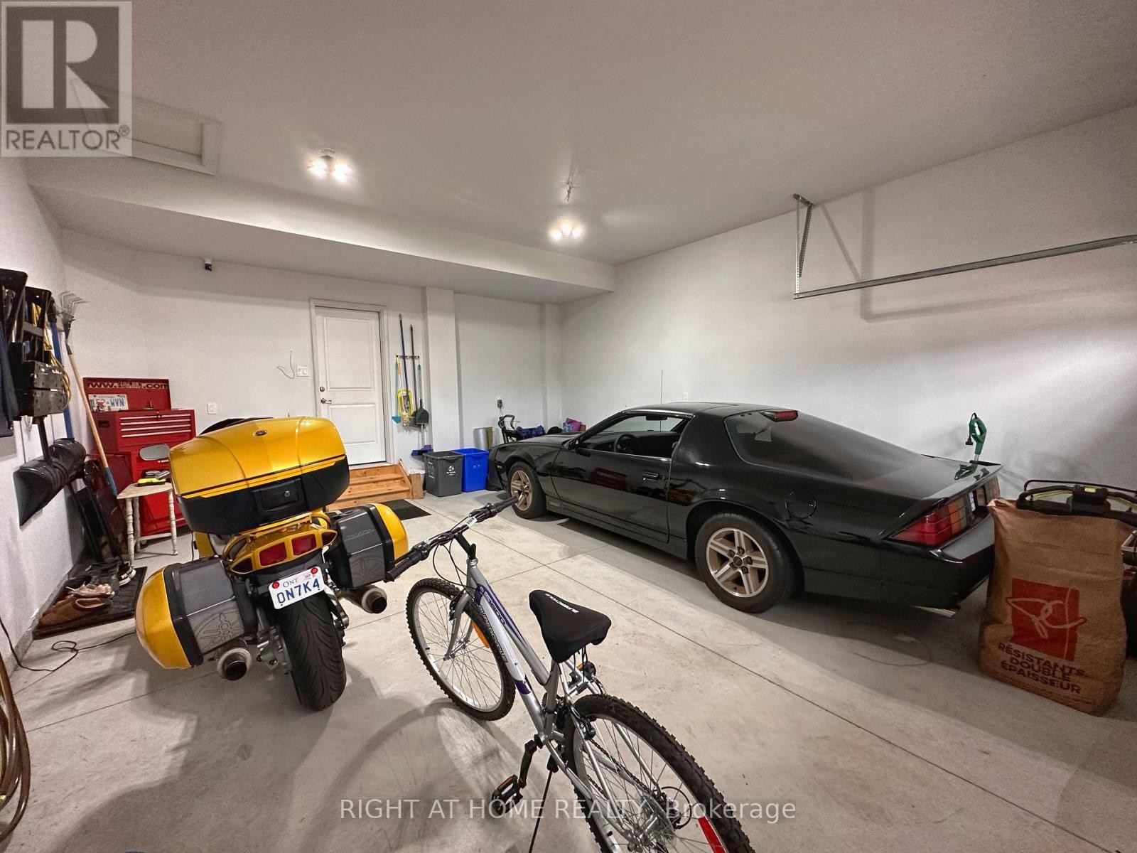 












3628 ALLEN TRAIL

,
Fort Erie (Ridgeway),




Ontario
L0S1N0

