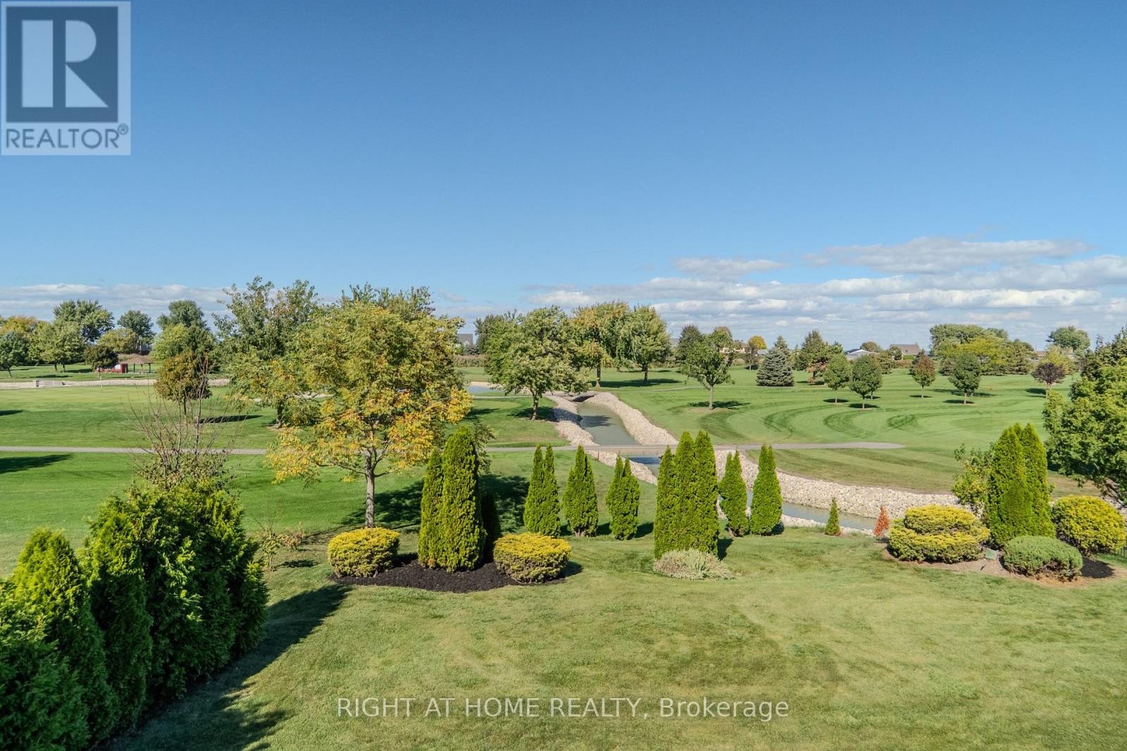












843 COUNTY RD 2

,
Lakeshore,




Ontario
N0R1A0

