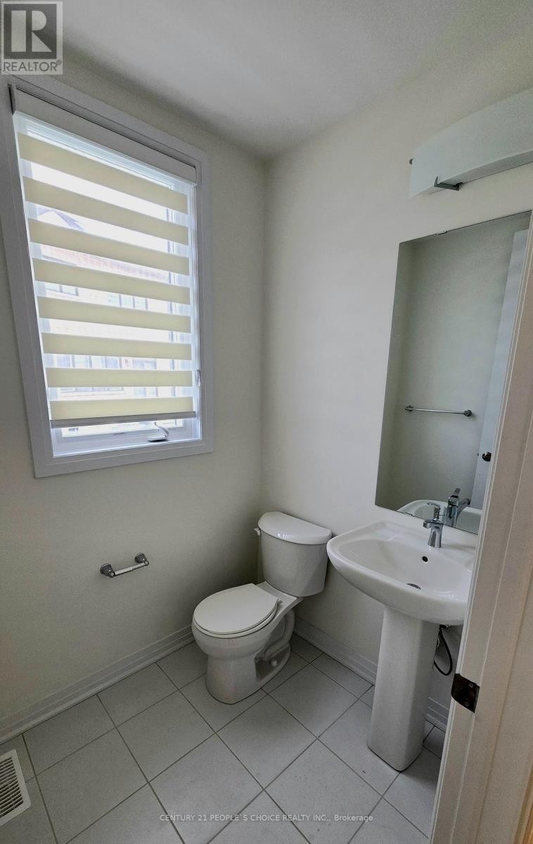 












UPPER - 2 GREIG ST STREET

,
Brantford,




Ontario
N3T0W3

