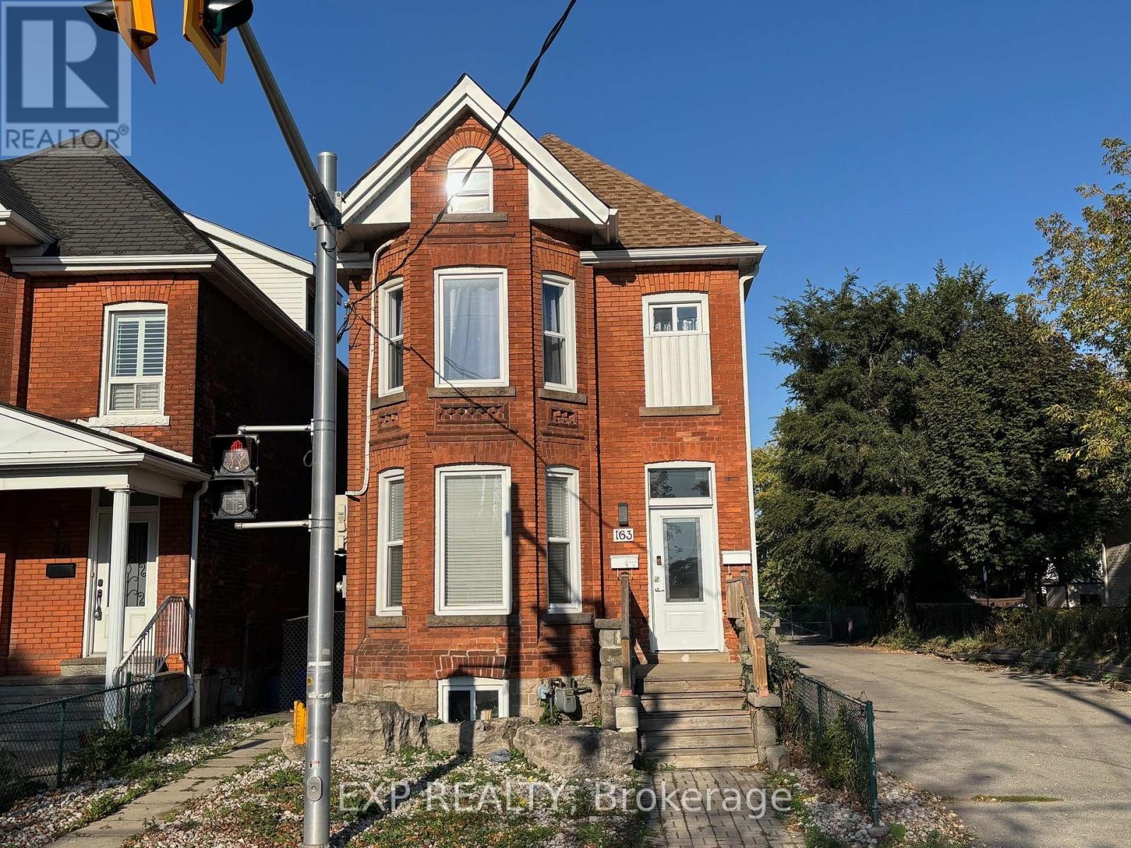 












MAIN - 163 WENTWORTH STREET N

,
Hamilton (Landsdale),




Ontario
L8L5V6

