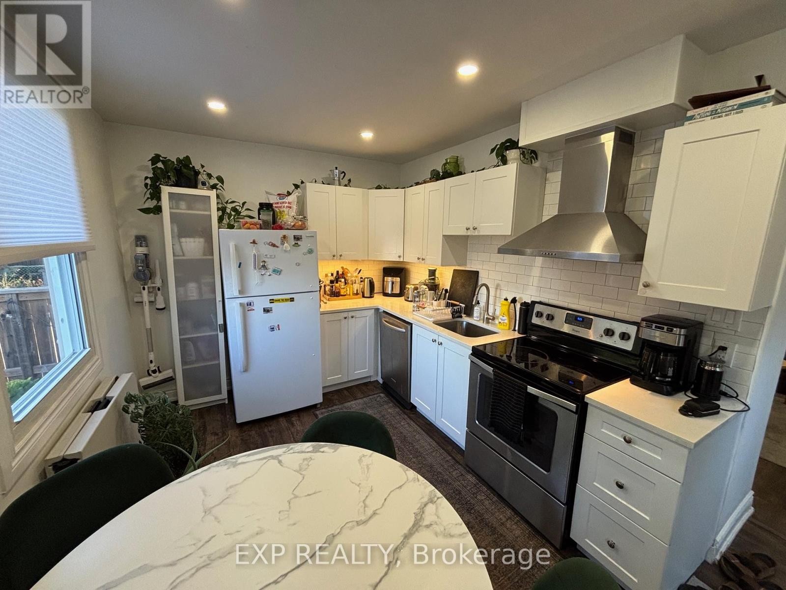 












MAIN - 163 WENTWORTH STREET N

,
Hamilton (Landsdale),




Ontario
L8L5V6

