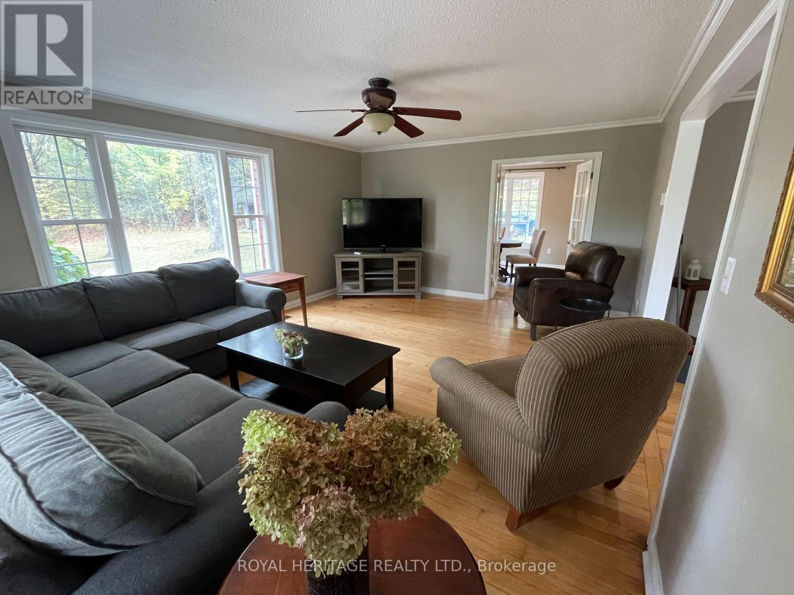 












10175 41 HIGHWAY

,
Addington Highlands (Addington Highlands),




Ontario
K0H1Z0

