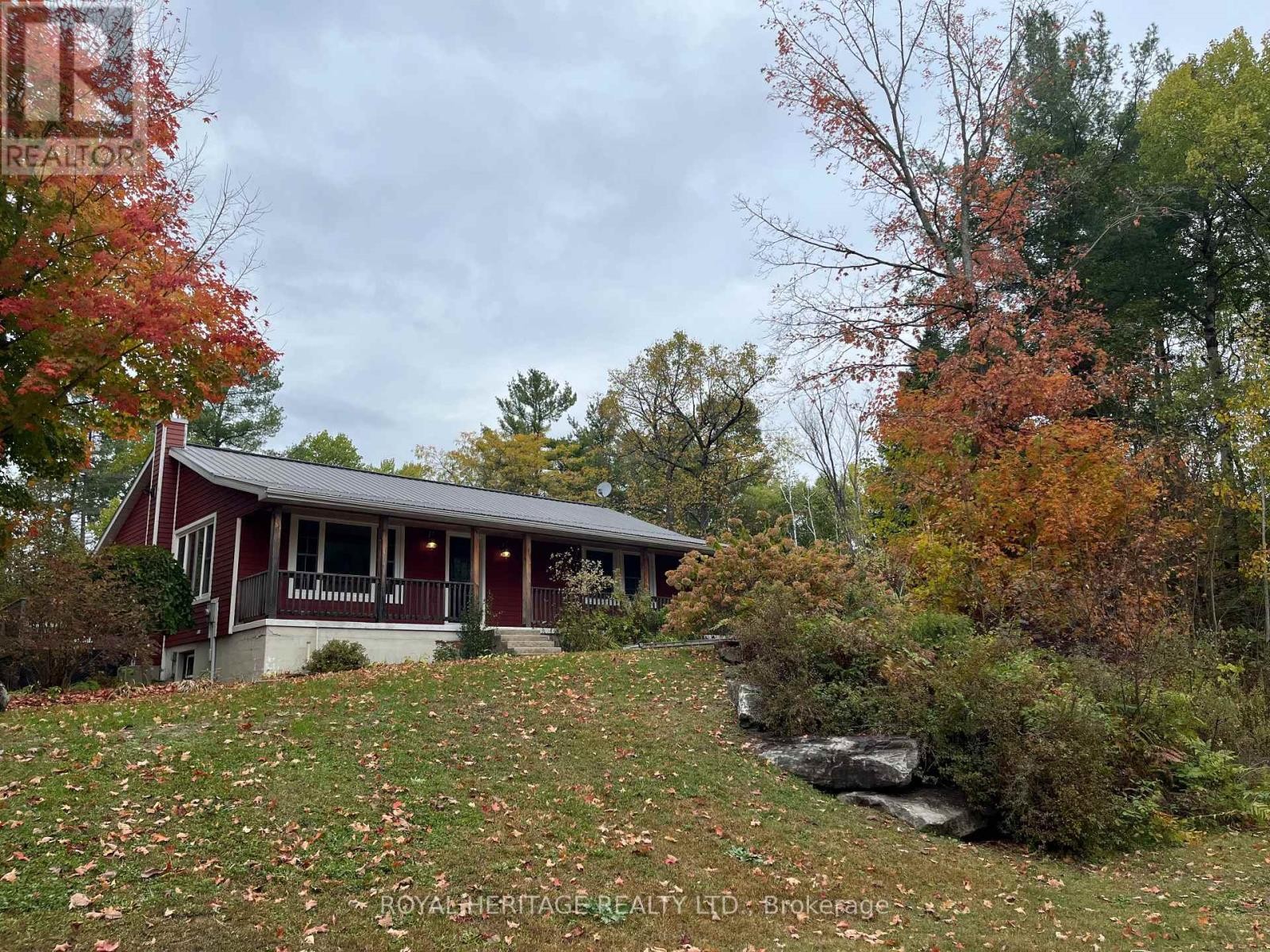 












10175 41 HIGHWAY

,
Addington Highlands (Addington Highlands),




Ontario
K0H1Z0

