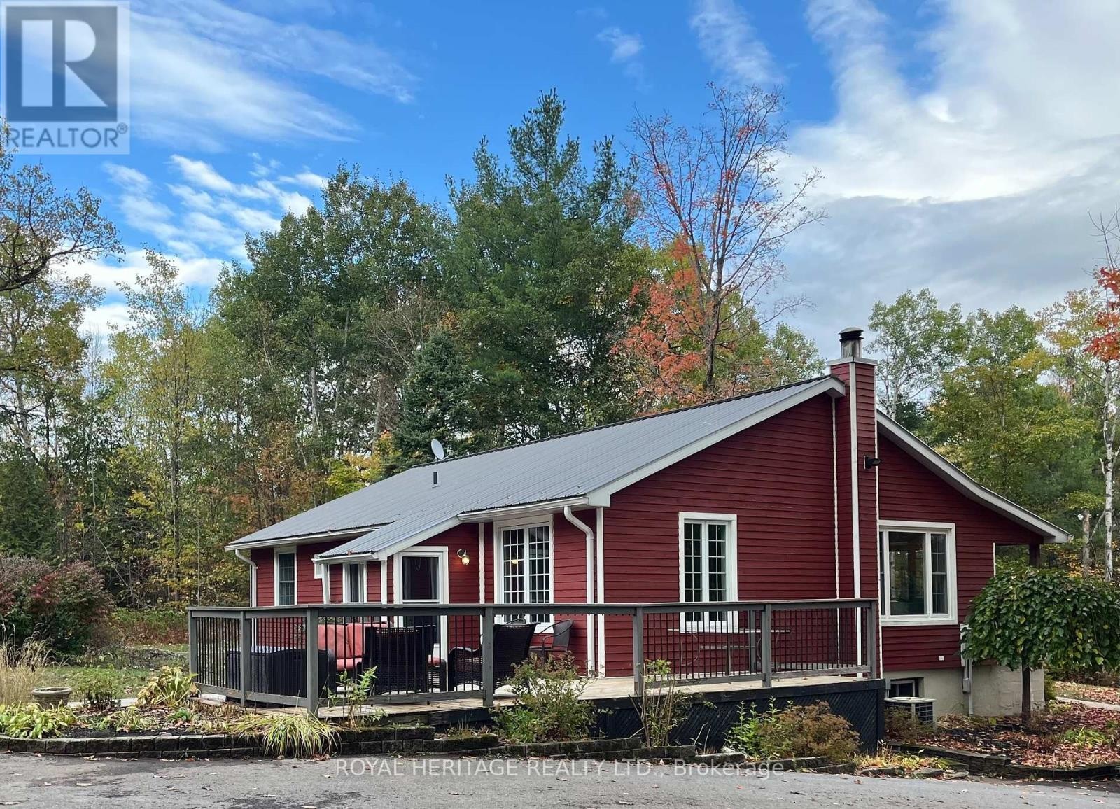 












10175 41 HIGHWAY

,
Addington Highlands (Addington Highlands),




Ontario
K0H1Z0

