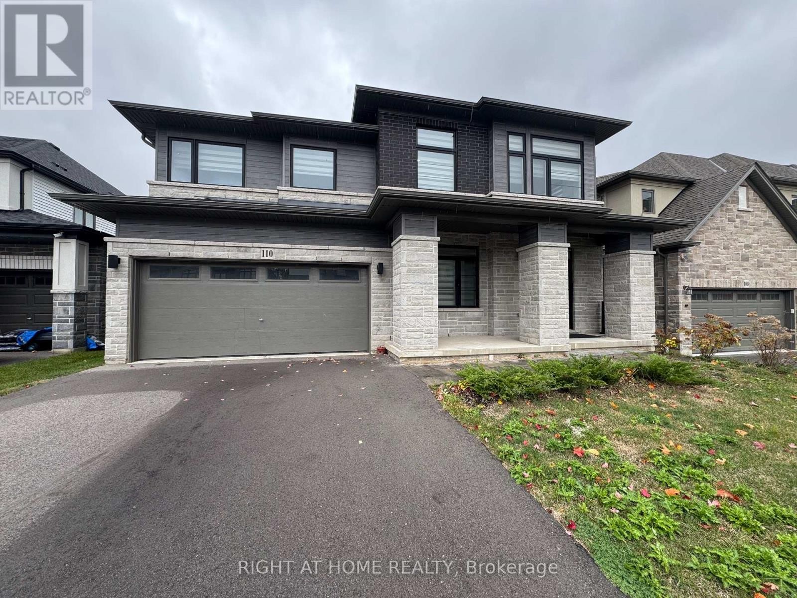 












110 DAUGAARD AVENUE

,
Brant (Paris),




Ontario
N3L0L6

