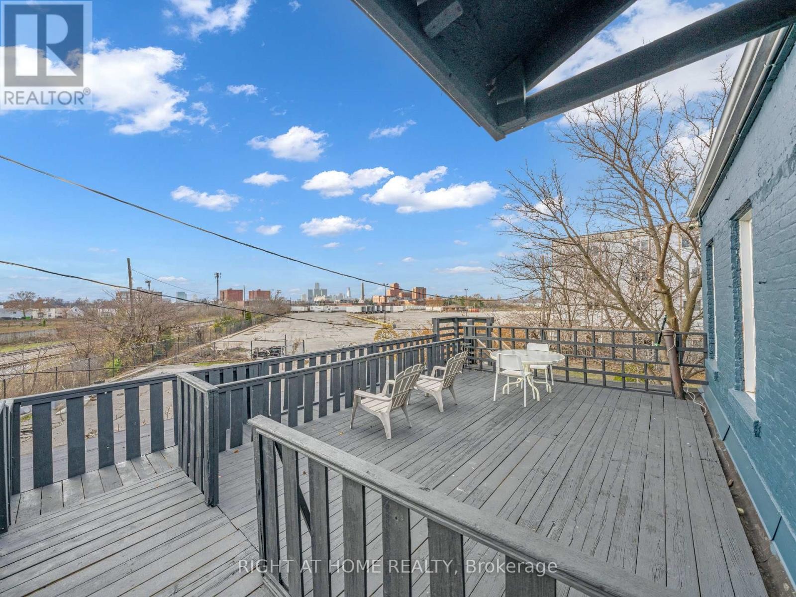 












12 - 279 DROUILLARD ROAD

,
Windsor,




Ontario
N8Y2P4

