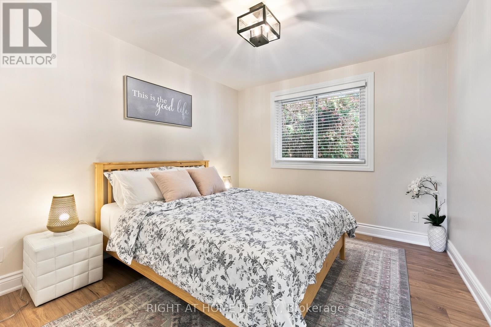 












94 STATES AVENUE

,
Amherstburg,




Ontario
N9V3M3

