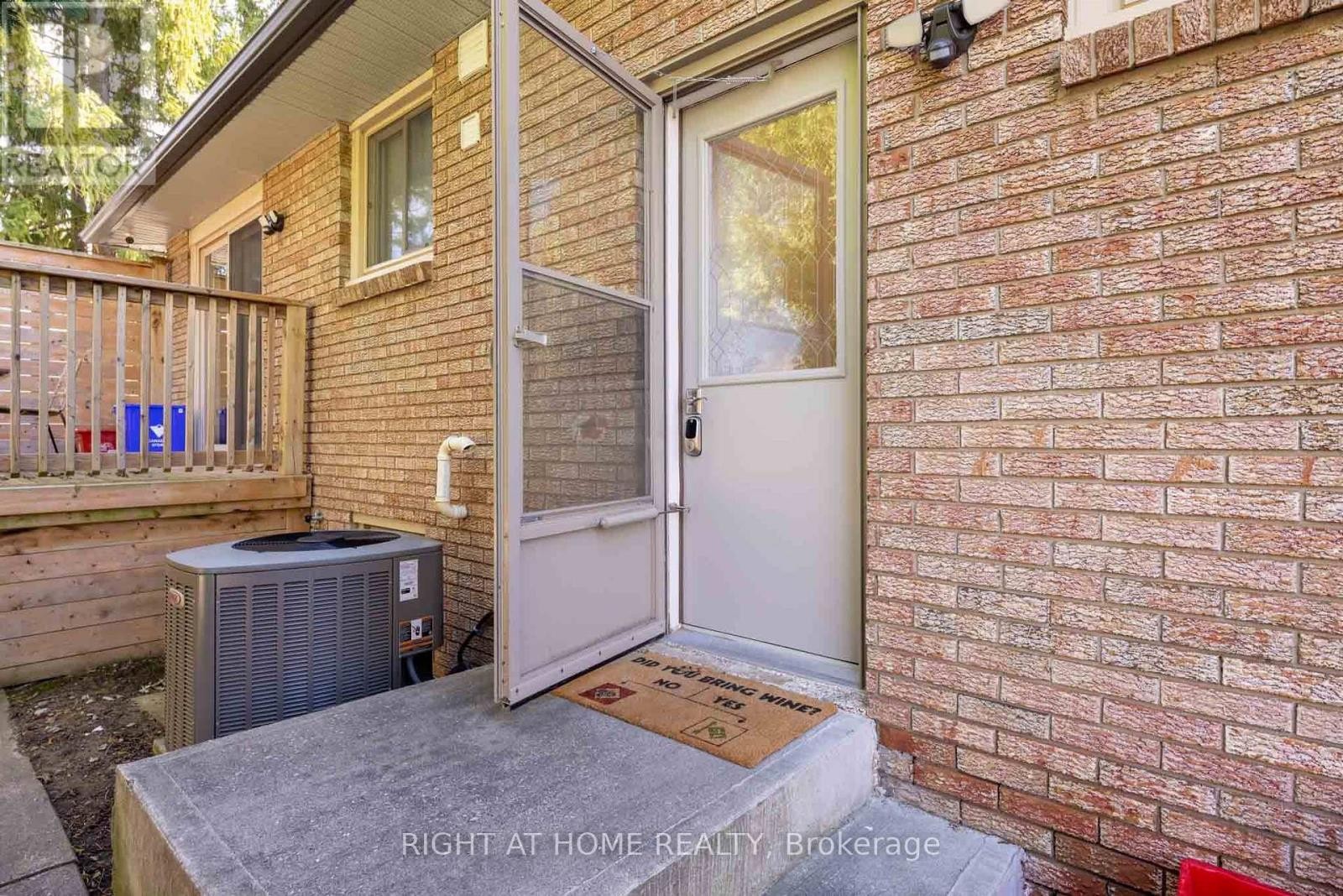 












94 STATES AVENUE

,
Amherstburg,




Ontario
N9V3M3

