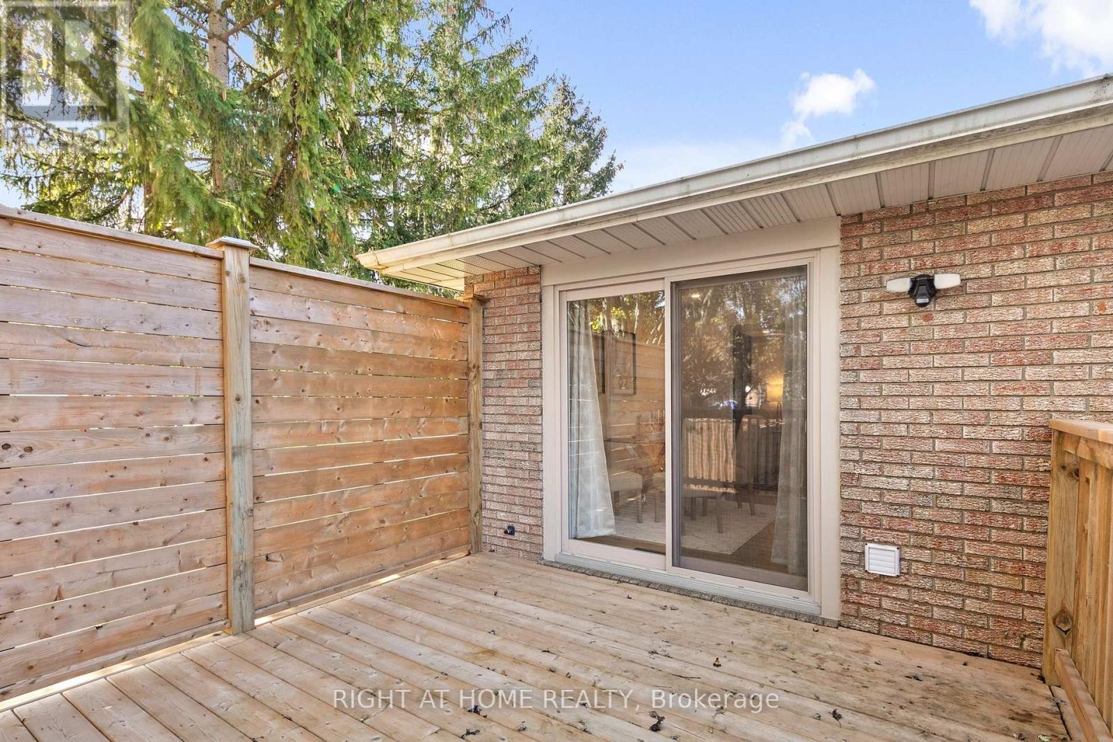 












94 STATES AVENUE

,
Amherstburg,




Ontario
N9V3M3

