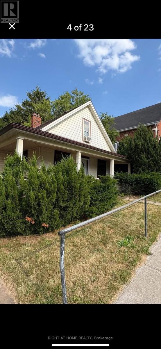 












4287 QUEEN  (MAIN UNIT ) STREET

,
Lincoln (Beamsville),




Ontario
L0R1B0

