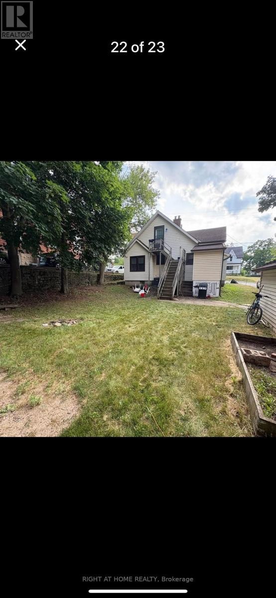 












4287 QUEEN  (MAIN UNIT ) STREET

,
Lincoln (Beamsville),




Ontario
L0R1B0

