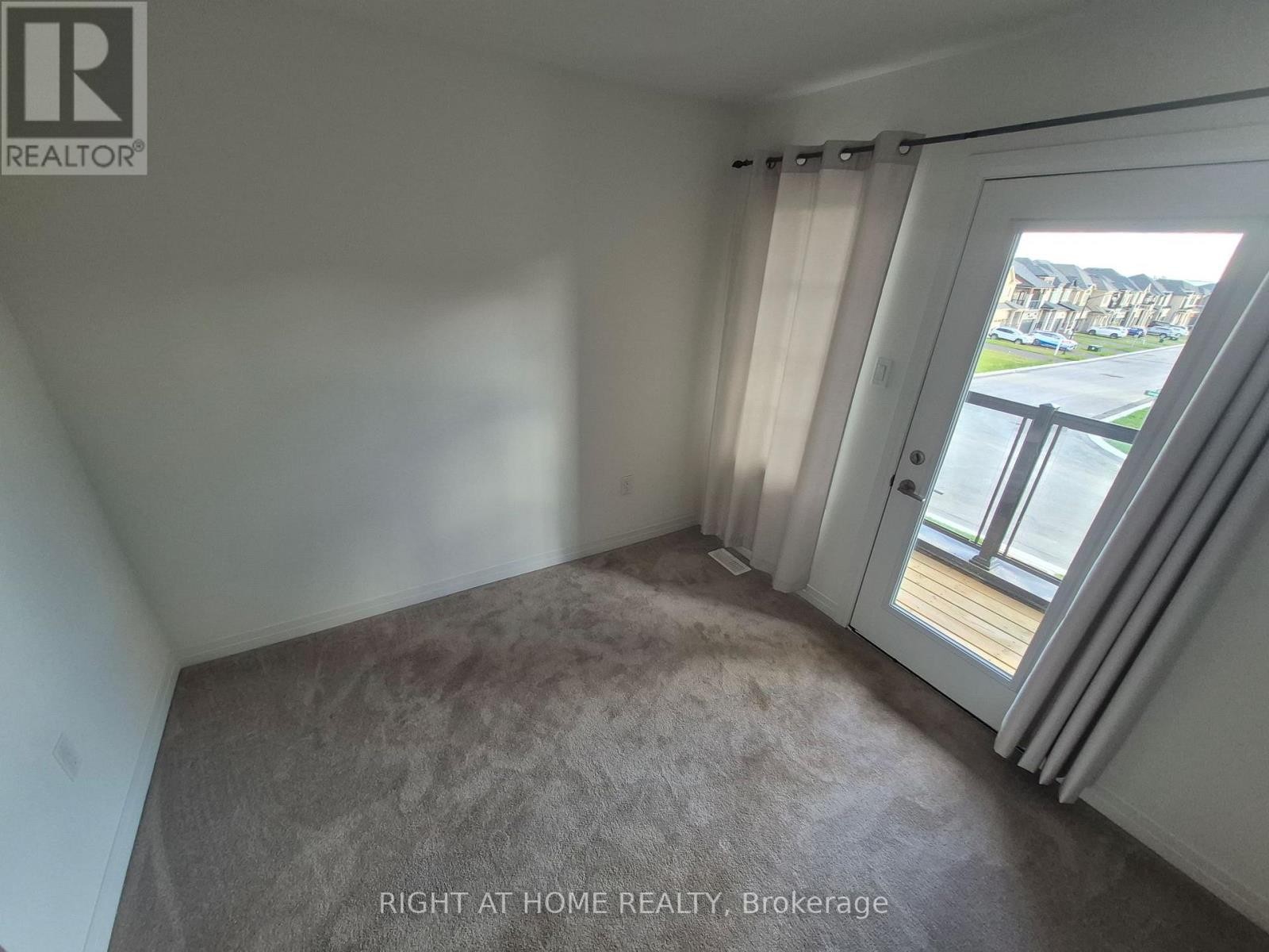 












47 GEORGE BRIER DRIVE W

,
Brant (Paris),




Ontario
N3L0L8

