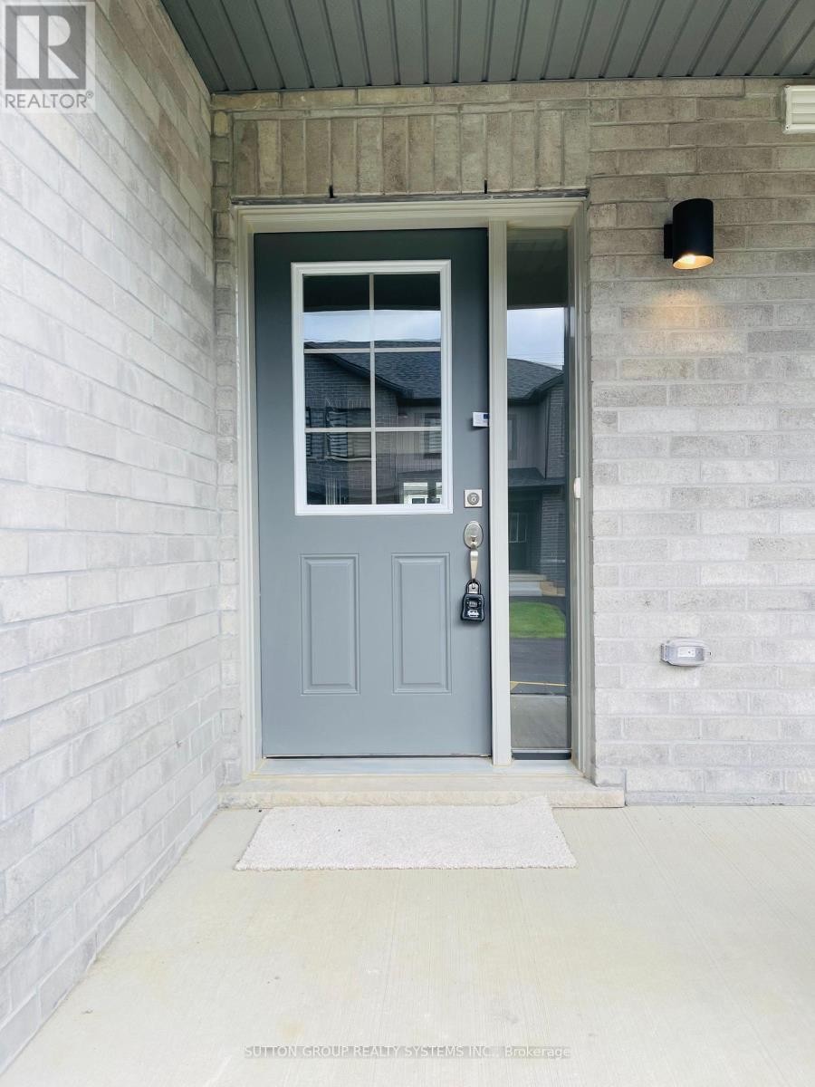 












4 - 160 STANLEY STREET

,
Norfolk (Simcoe),




Ontario
N3Y0G6

