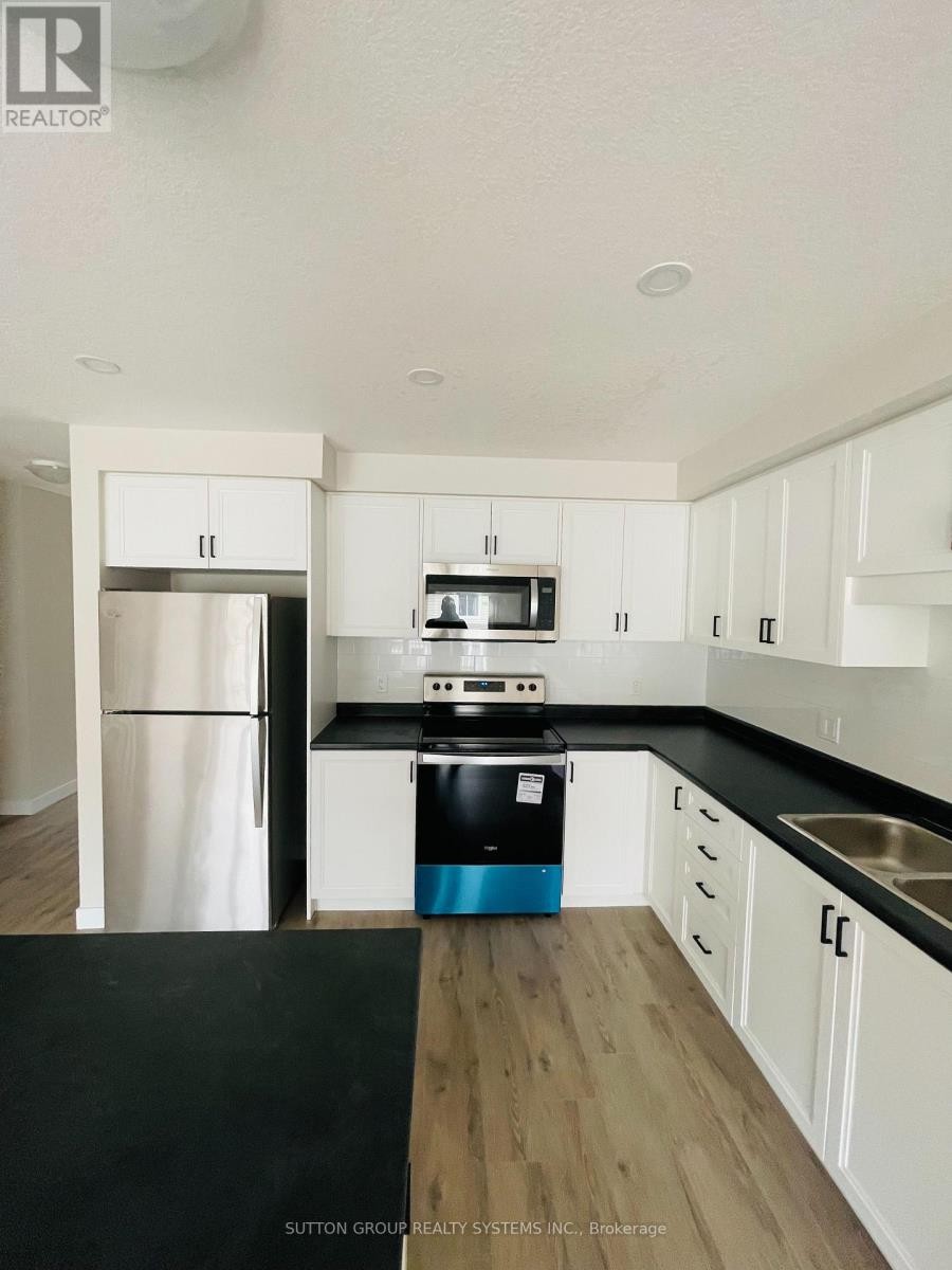 












4 - 160 STANLEY STREET

,
Norfolk (Simcoe),




Ontario
N3Y0G6

