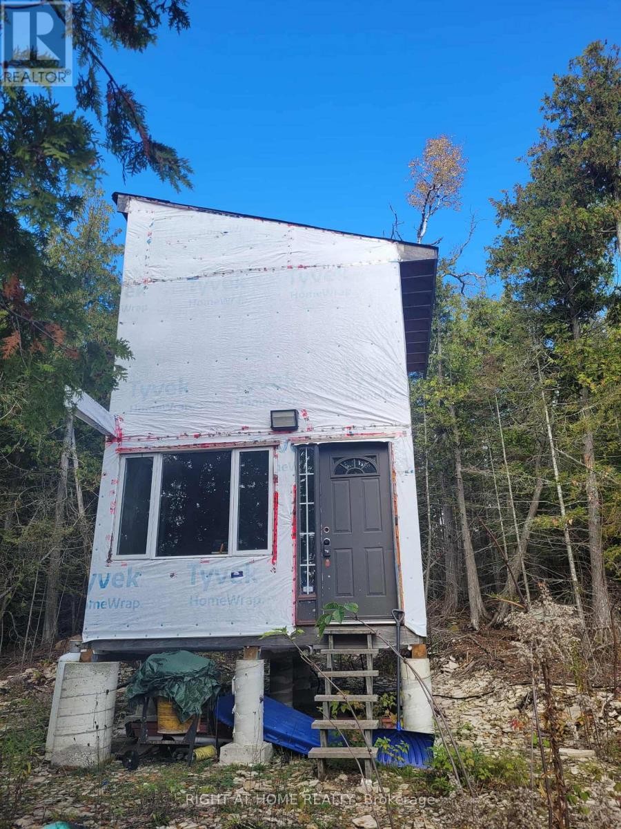 












94 DR. MCLAY DRIVE

,
Assiginack,







Ontario
P0P1Z0

