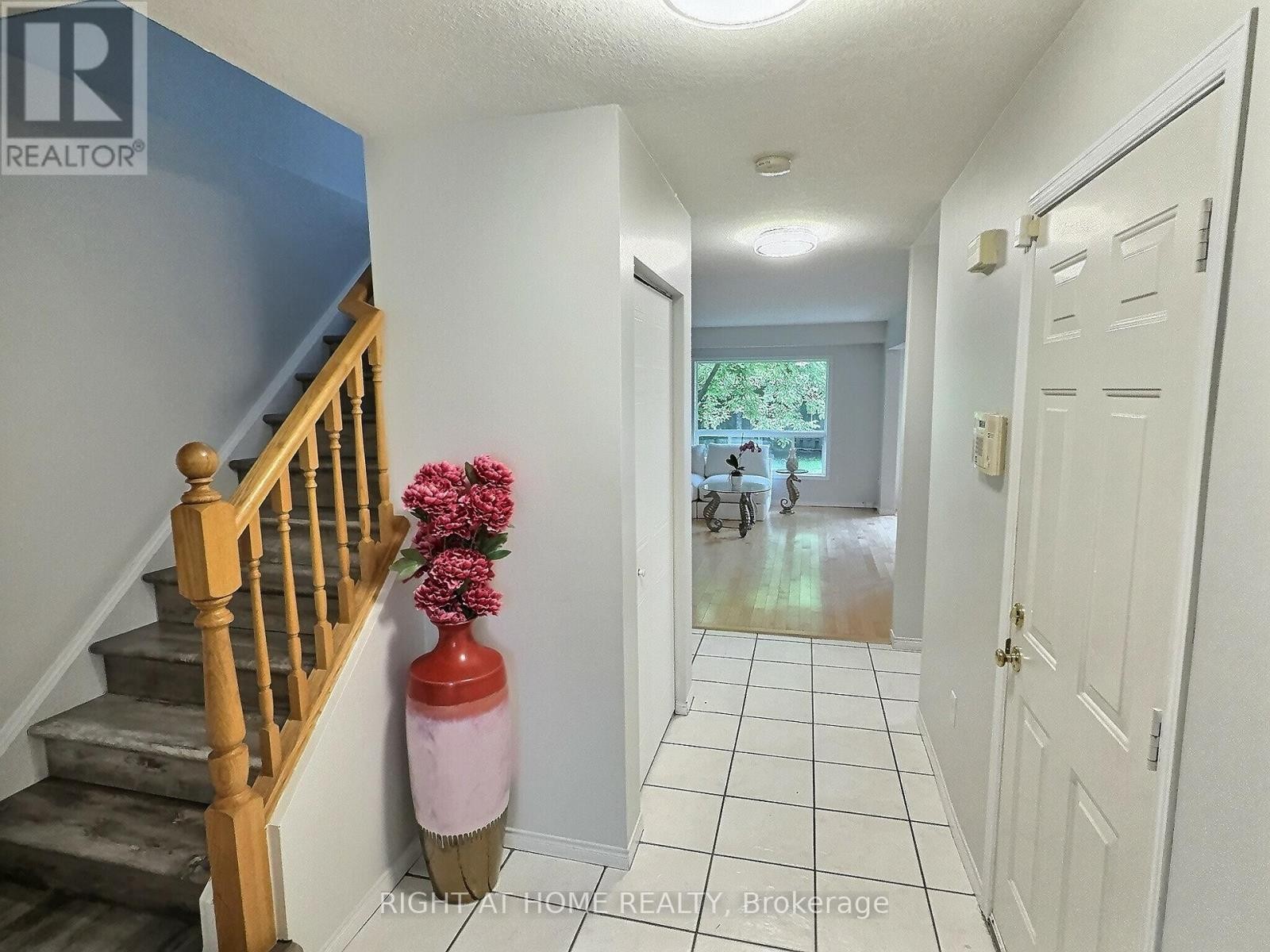 












385 HAVENDALE CRESCENT

,
Waterloo,




Ontario
N2T2T4

